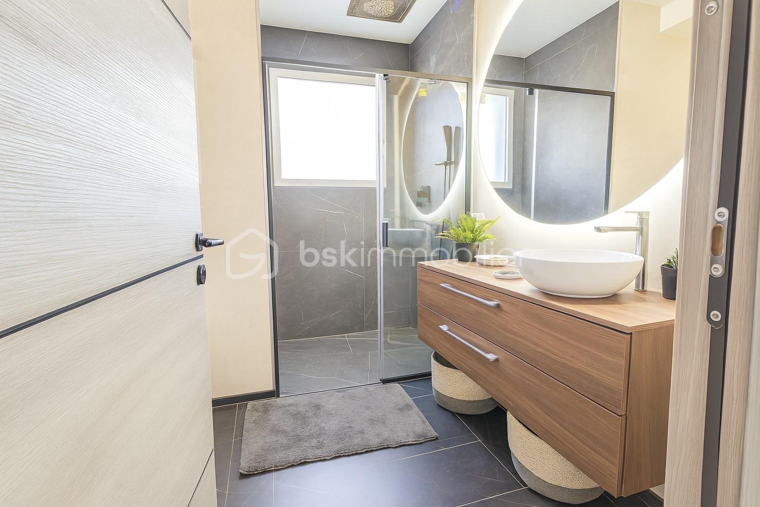 Appartement de 64,14 m² - sdb.jpeg