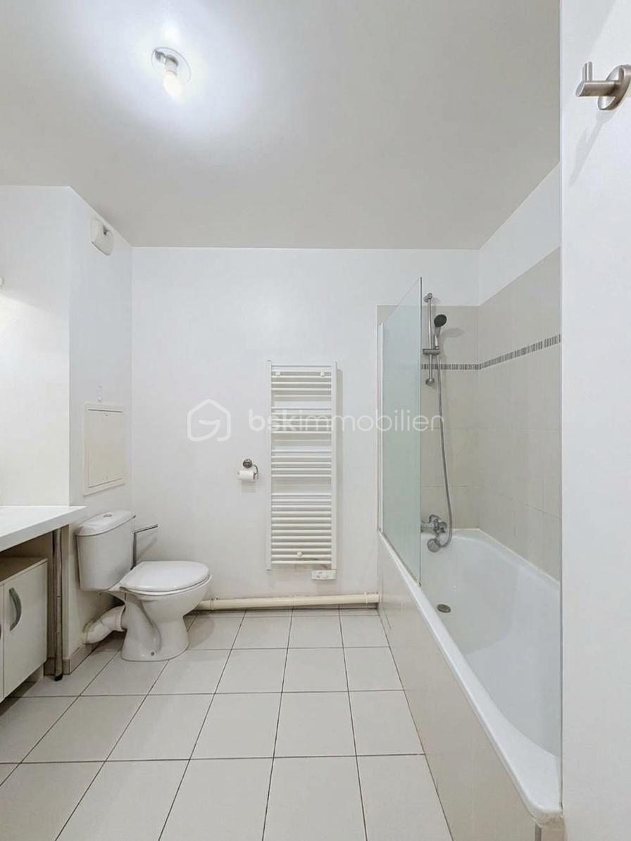 9 Salle de bain 3.jpeg