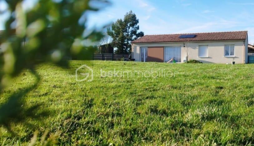 Maison traditionnelle de 104,84 m²