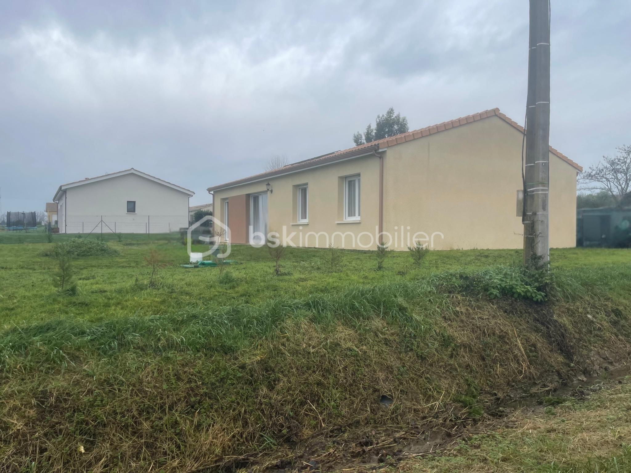 Maison traditionnelle de 104,84 m² - Untitled design.png