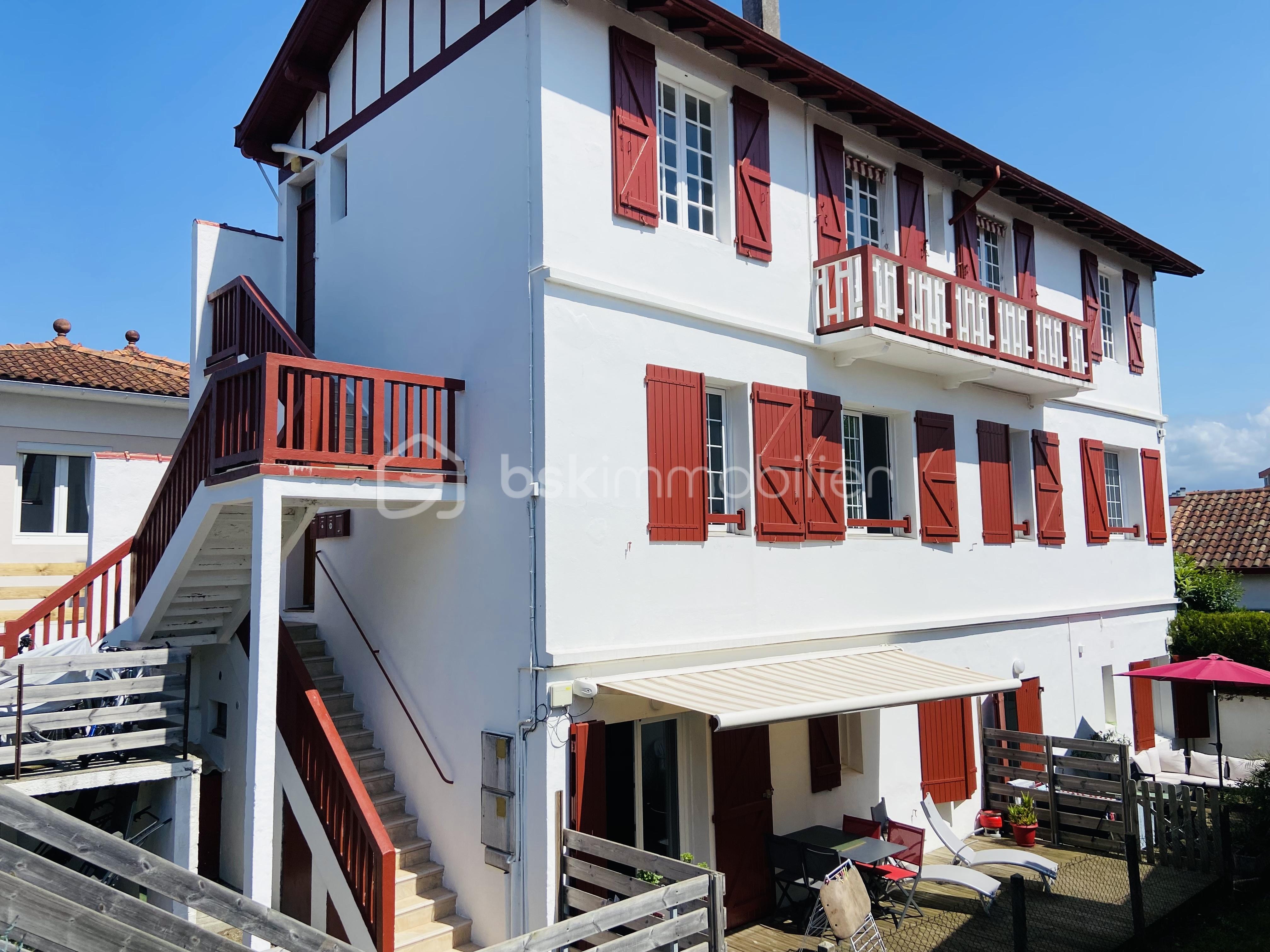 Appartement de 78 m² - 10 facade.jpg