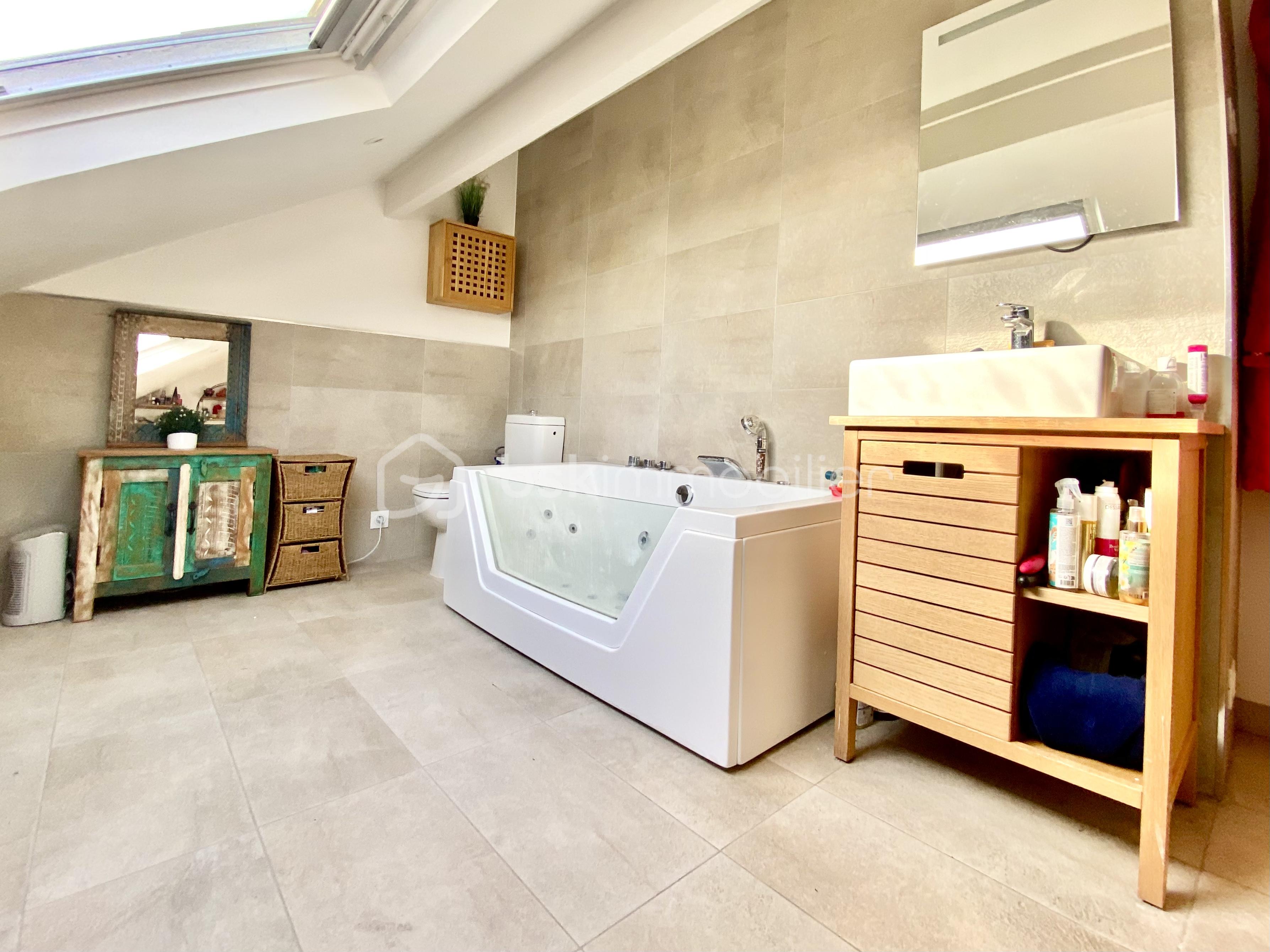 Maison de 160 m² - tempImage8gwz8X.png