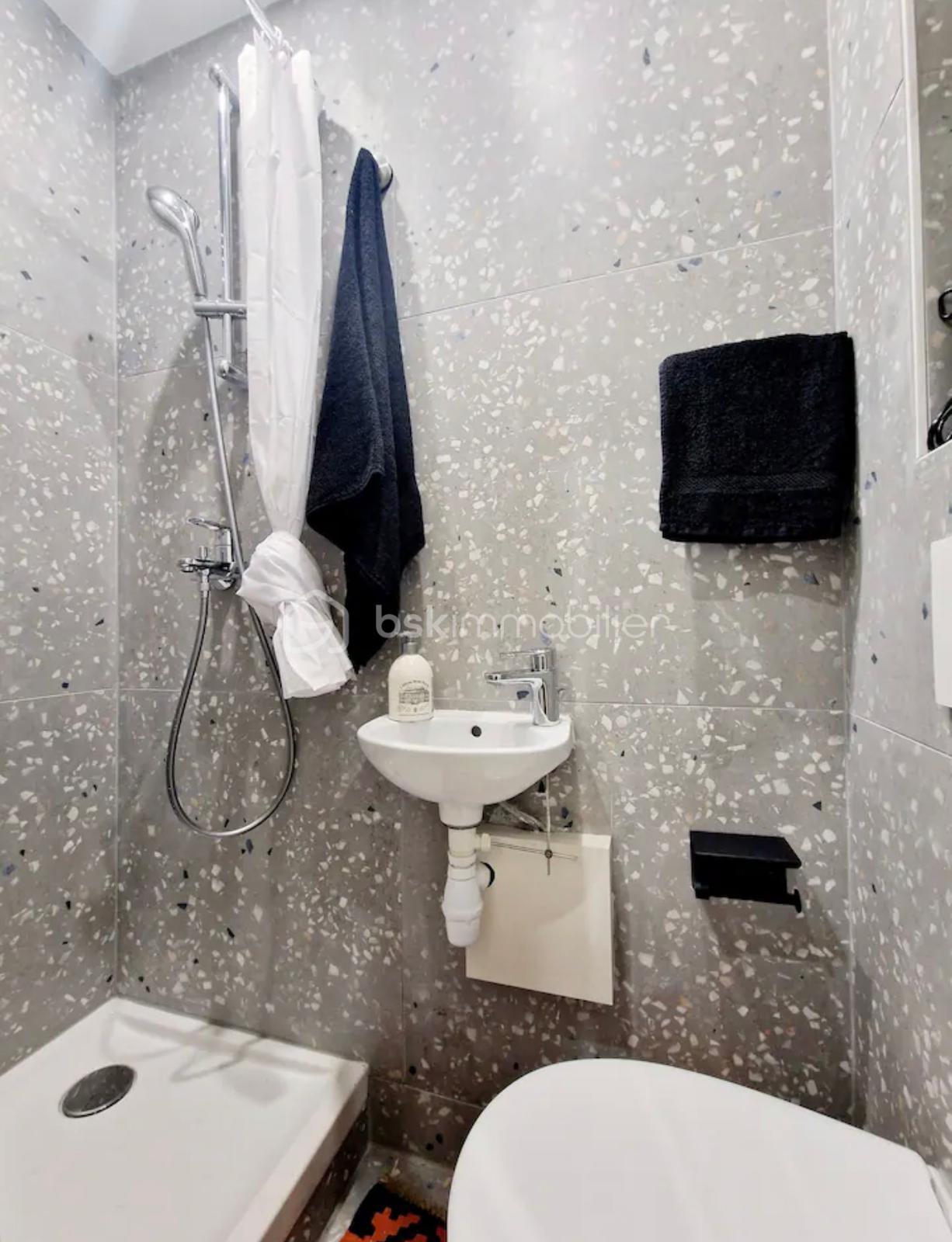 Studette de 11,56 m² - PHOTO-2024-11-04-21-46-44.jpg
