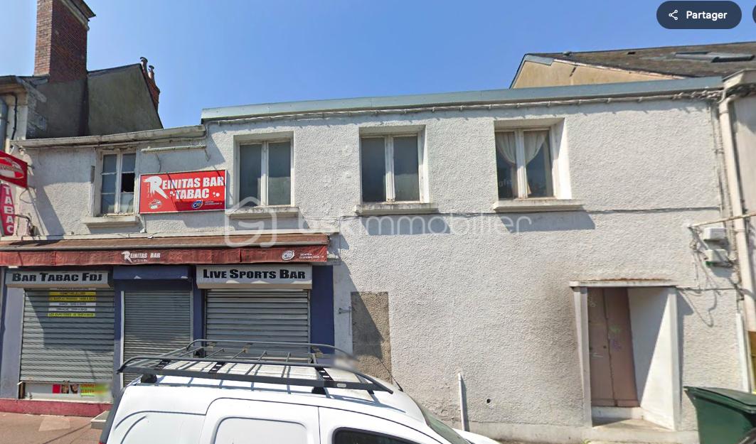 Immeuble mixte de 242 m²