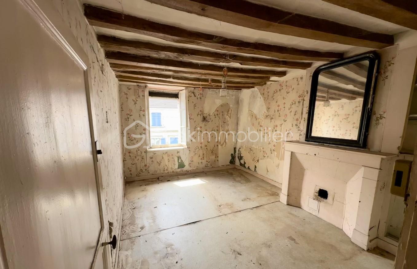 Maison de 107 m² - etage Chambre 2.jpg