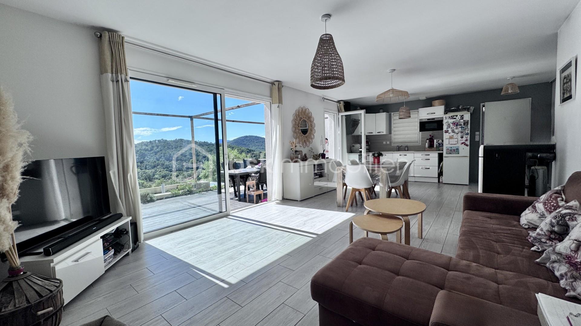 Maison contemporaine de 80 m² - Salon 1.jpg