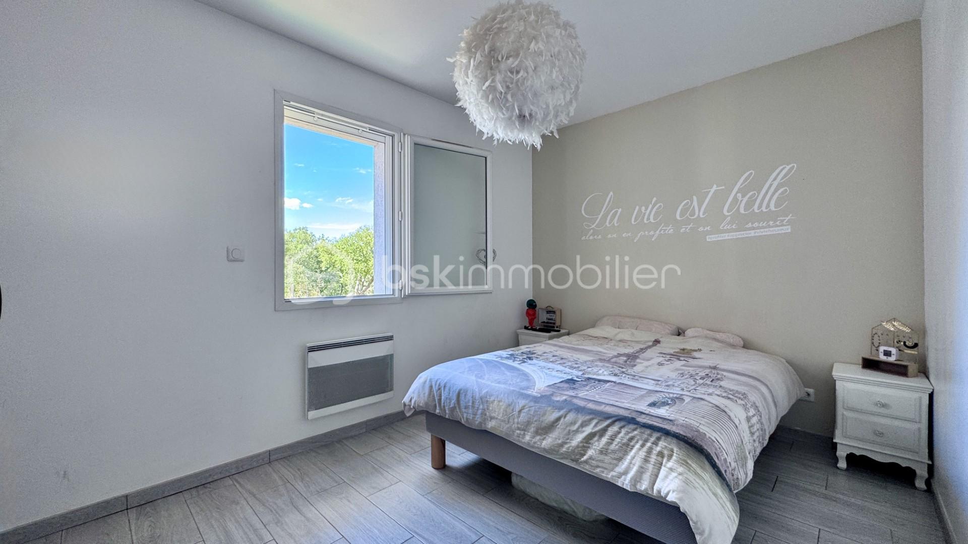 Maison contemporaine de 80 m² - Ch3.jpg