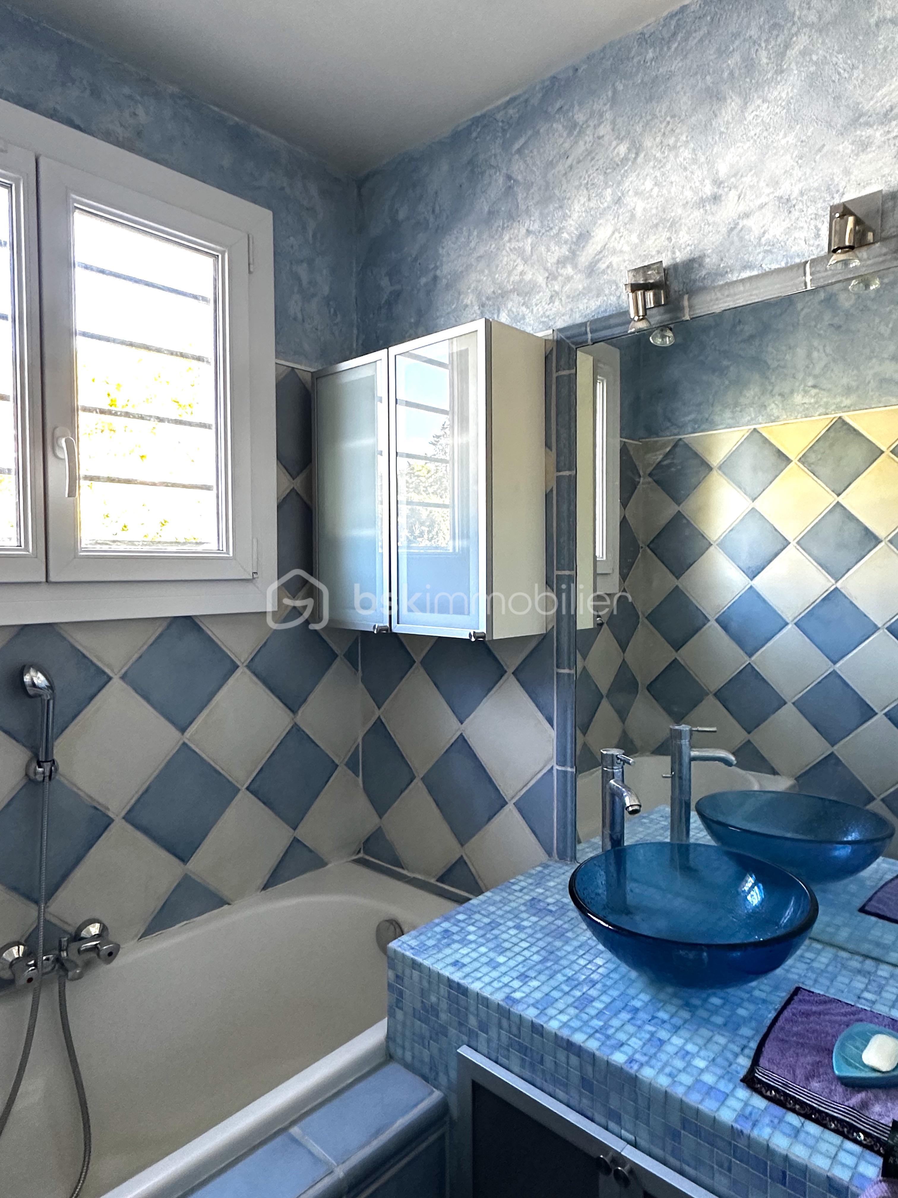 Appartement de 70 m² - Salle de bain .jpg