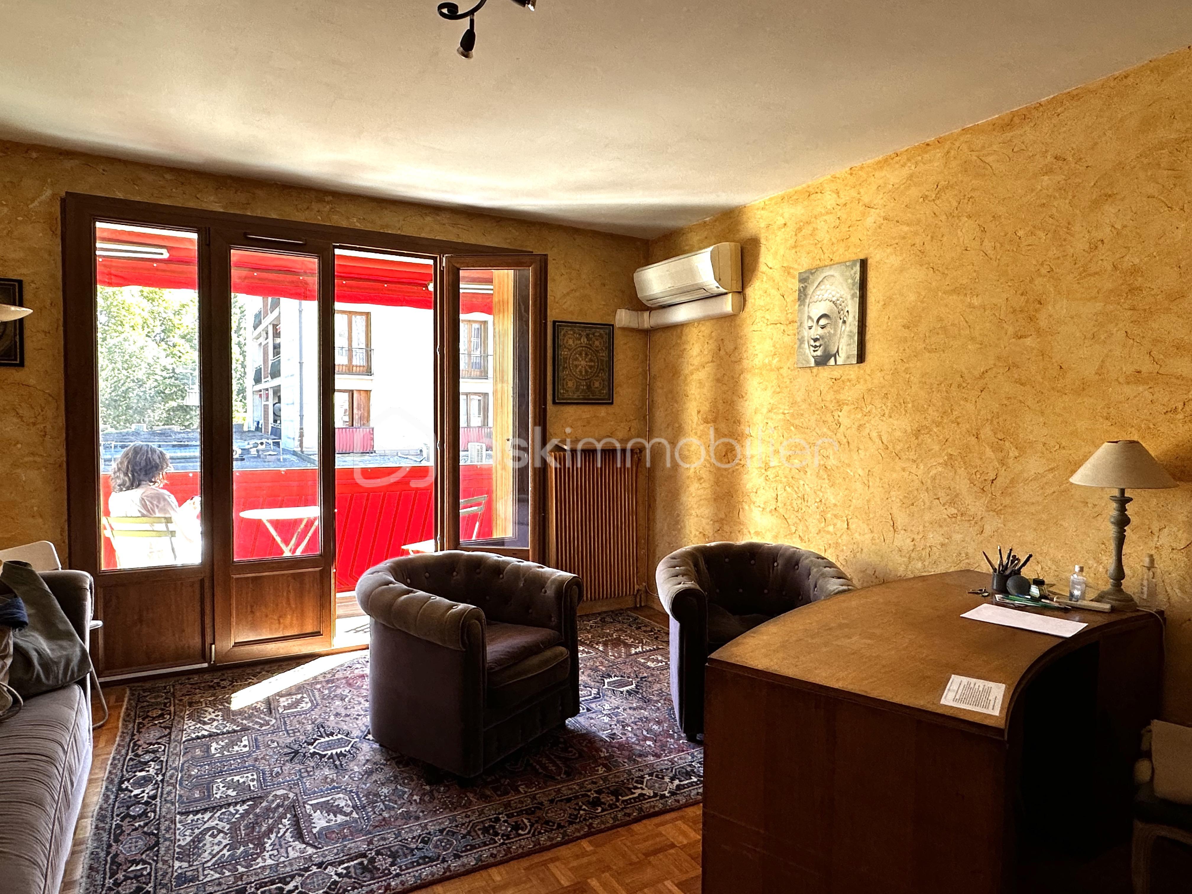 Appartement de 70 m² - Salon - AIX.jpg