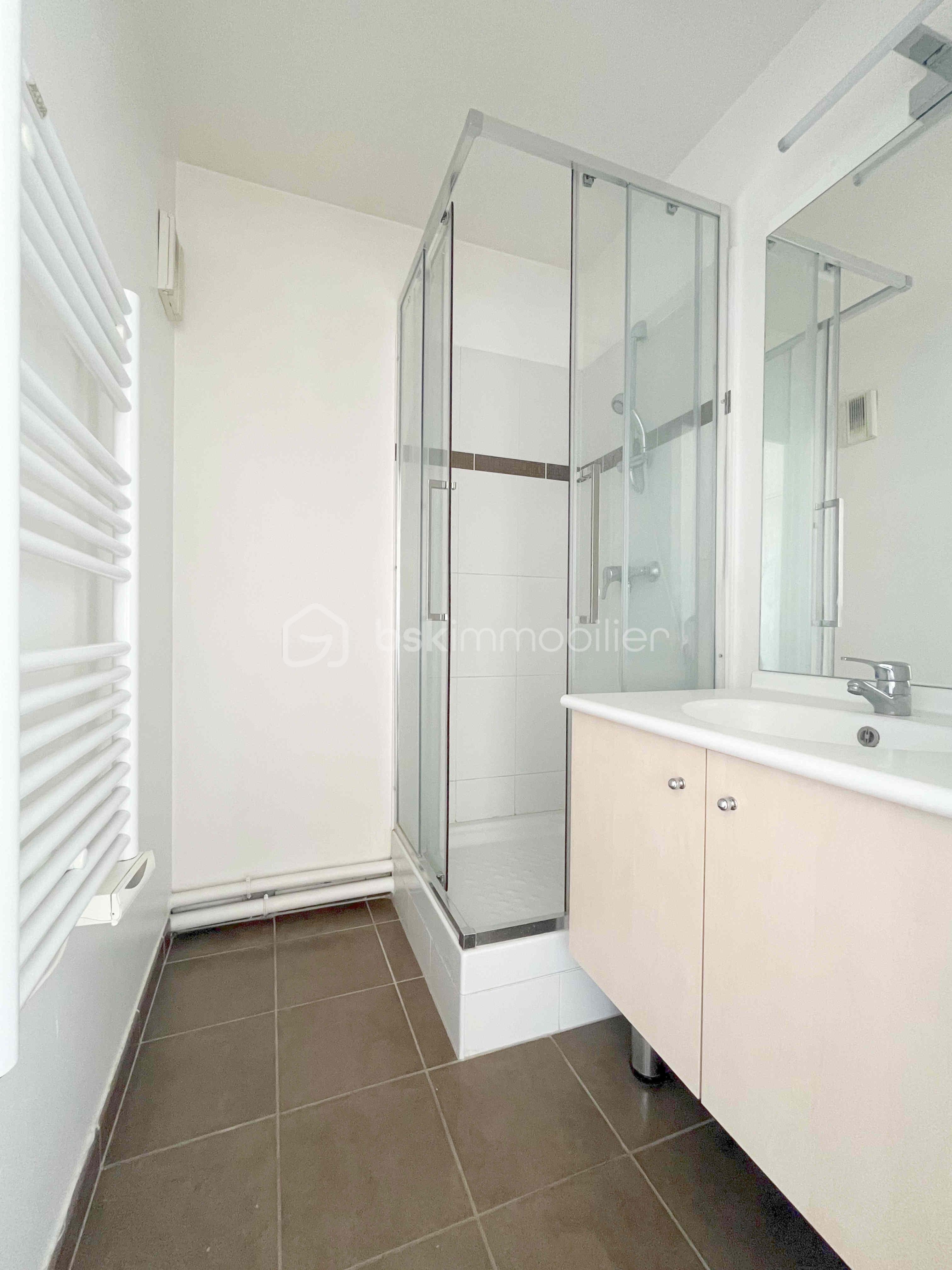 Duplex de 112 m² - Salle d'eau.jpg