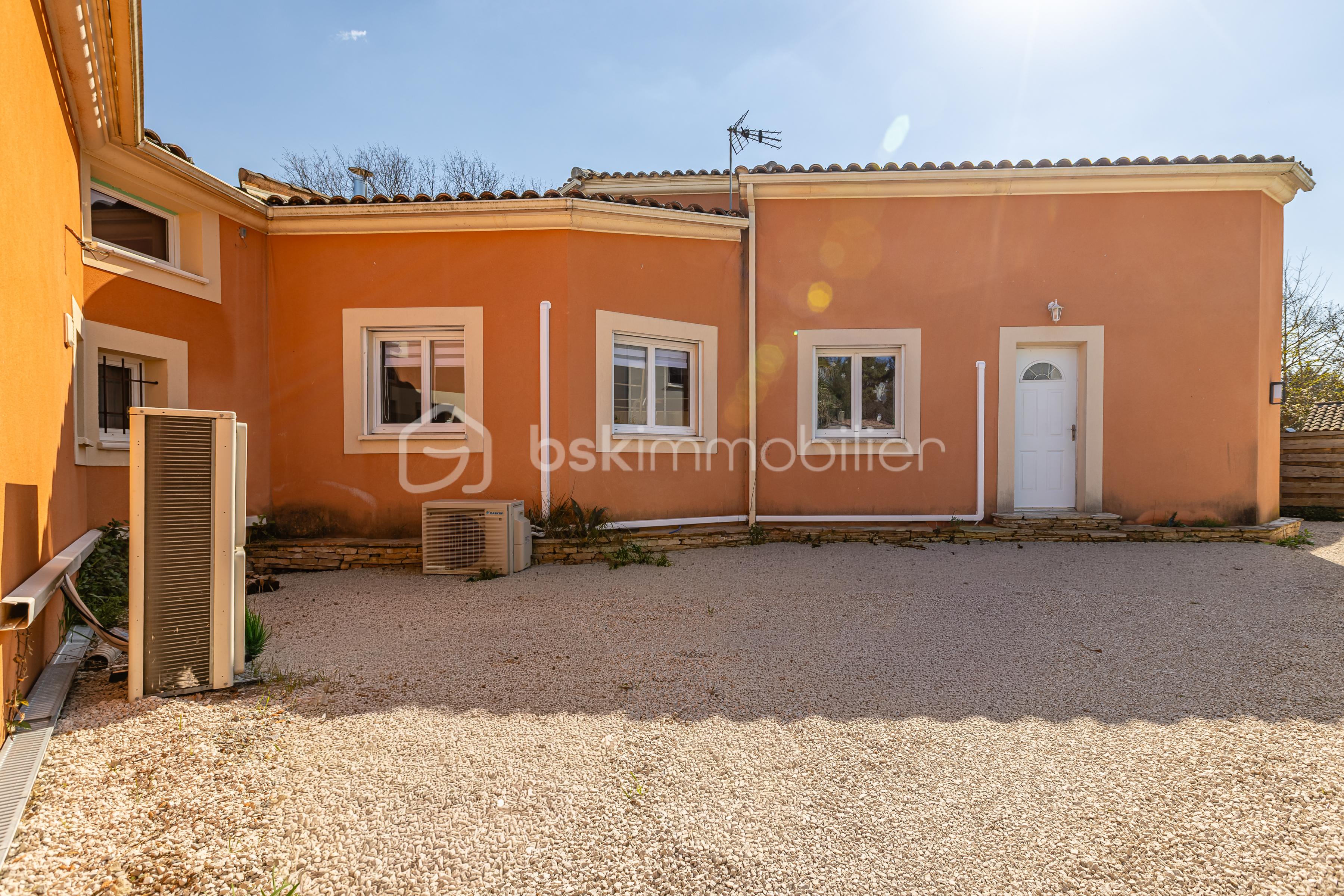 11 EXterieur dépendance OK 11.jpg