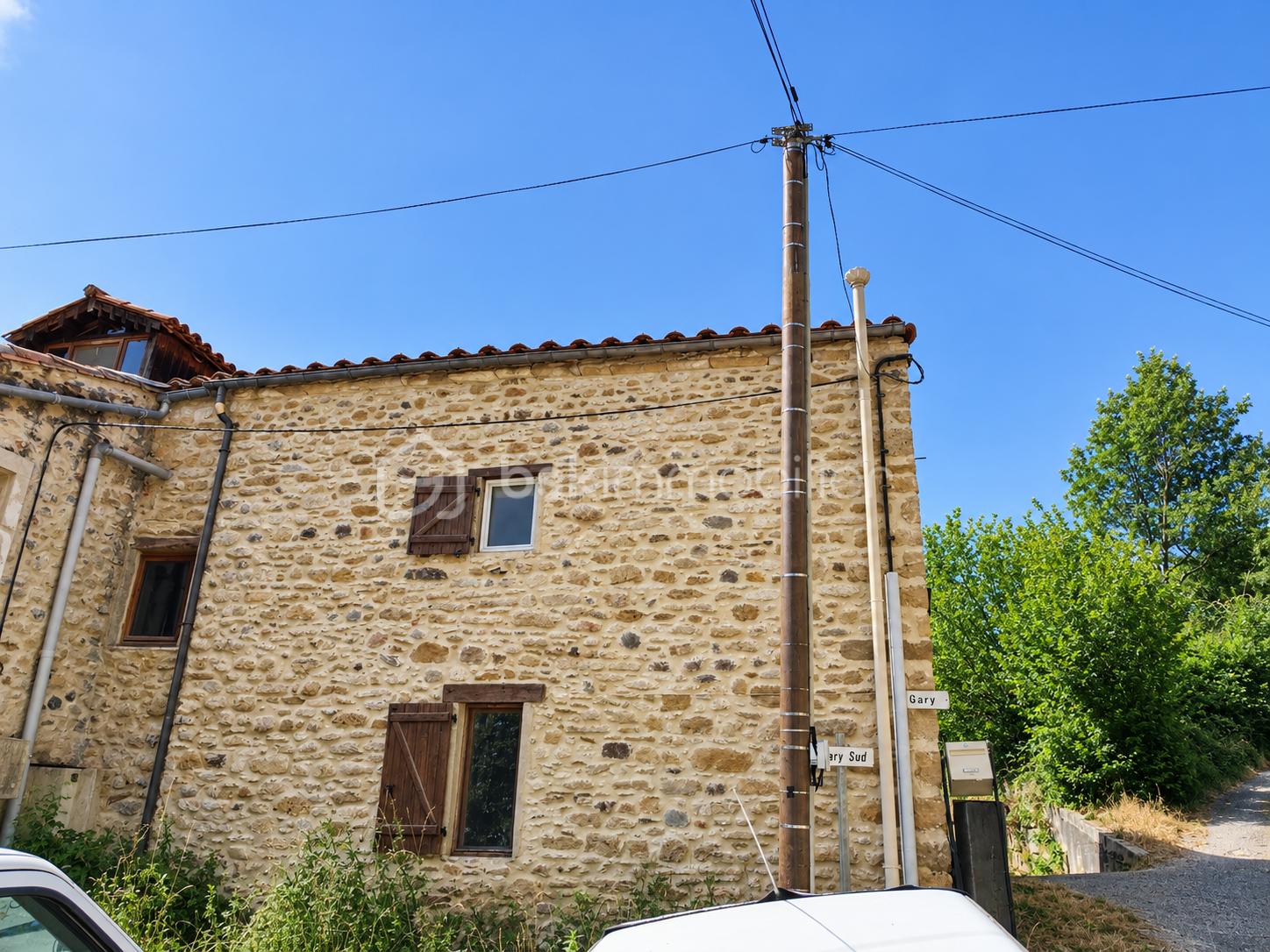 Facade 4.png