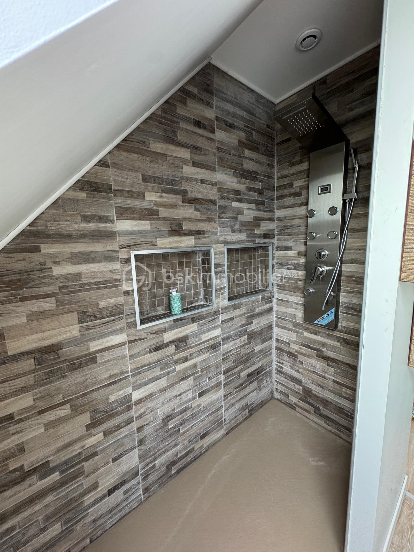 Maison de 150 m² - 1de3c6aa-dd20-48d0-b4f1-7058a29053d0.jpg