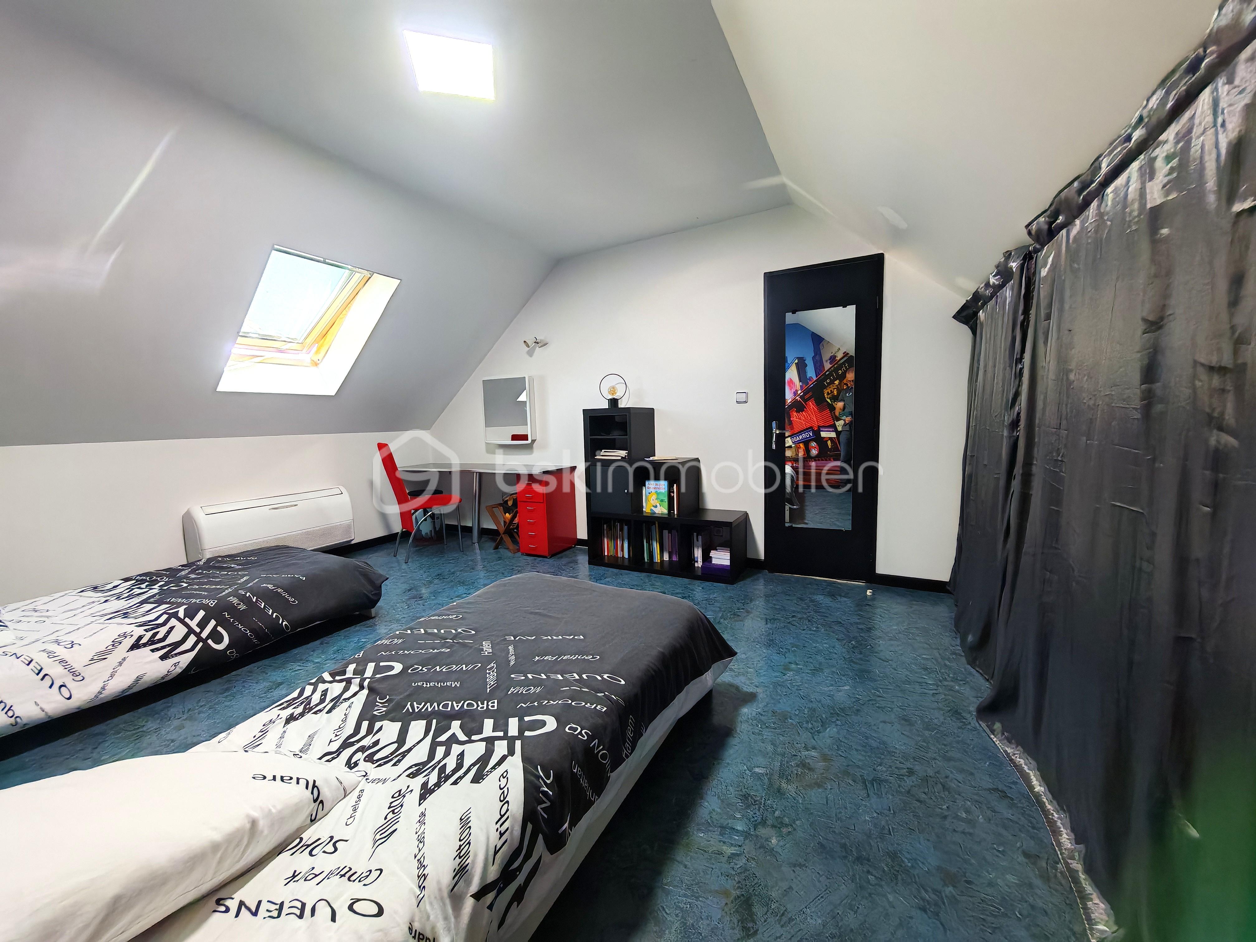 Maison de 166 m² - Ch Haut bleue modifiée depuis lit.jpg
