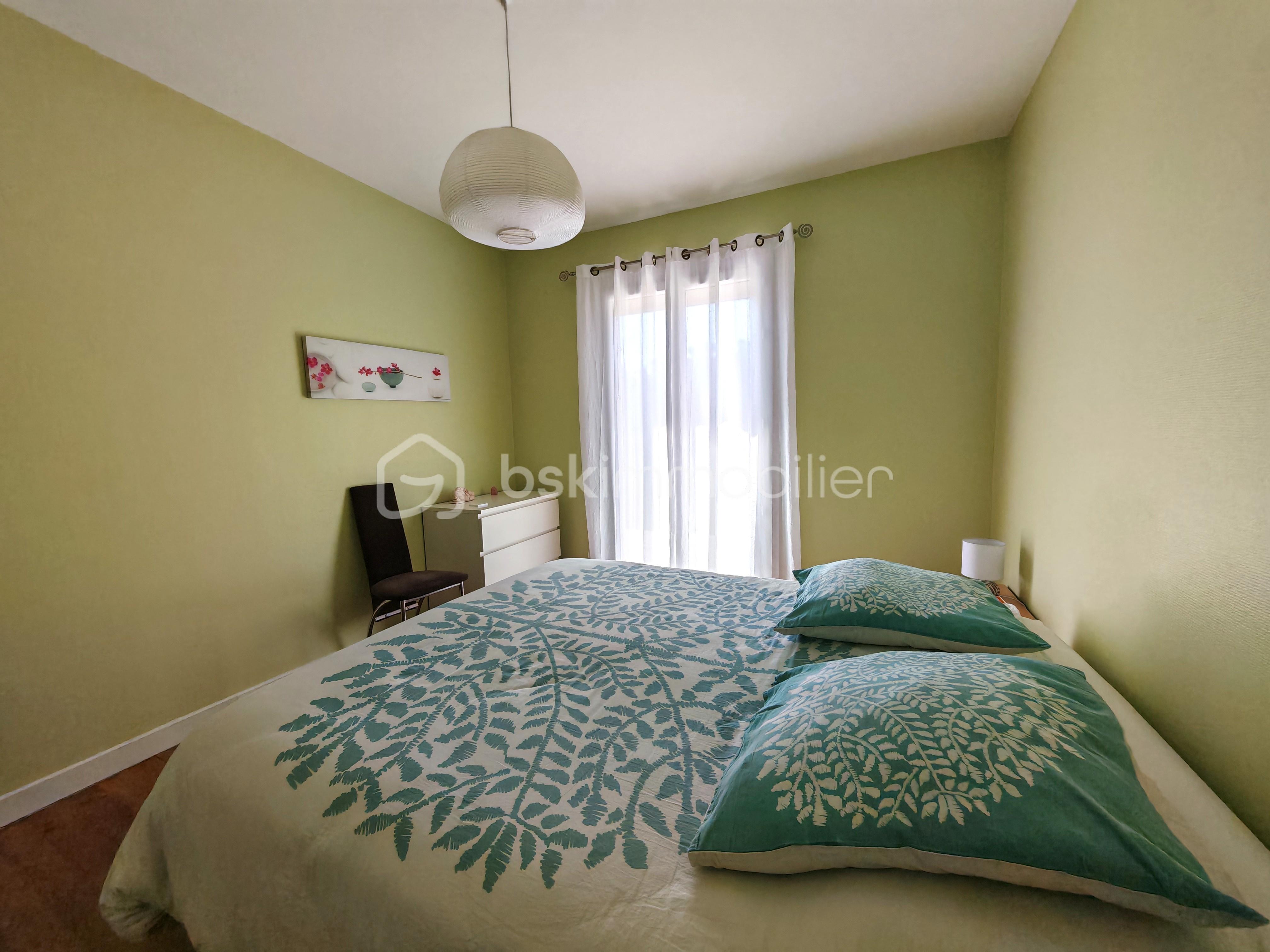 Maison de 166 m² - Ch bas 1 améliorée.jpg