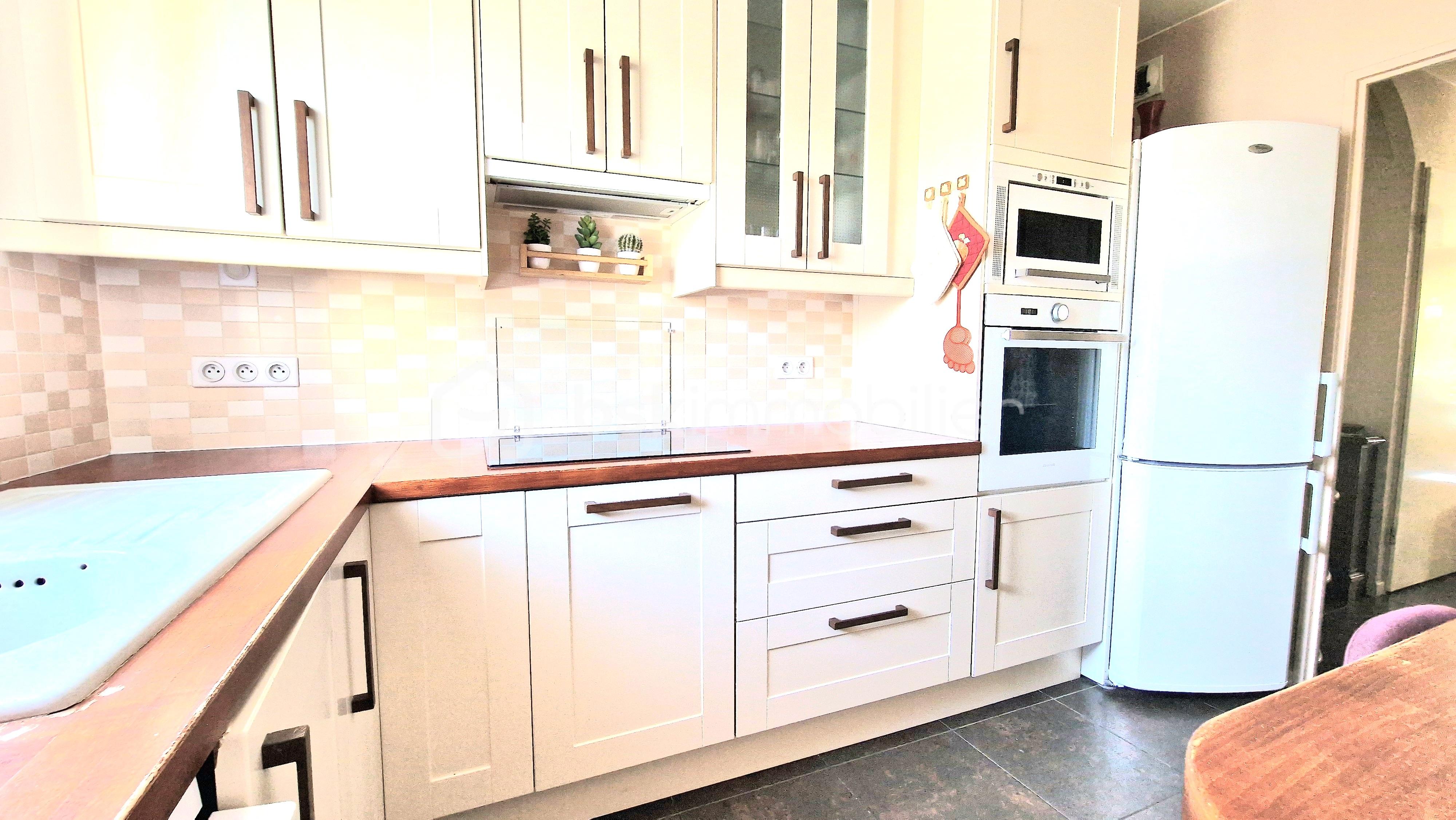 Appartement de 70 m² - cuisine 4.jpg