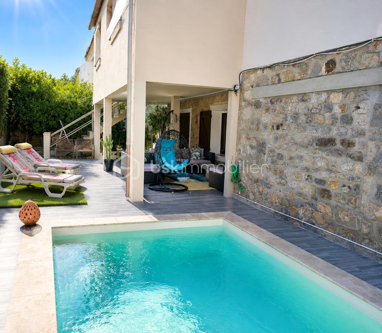 Maison 8 pièces 214 m² · à Toulon · 214 m² · 525 000 €