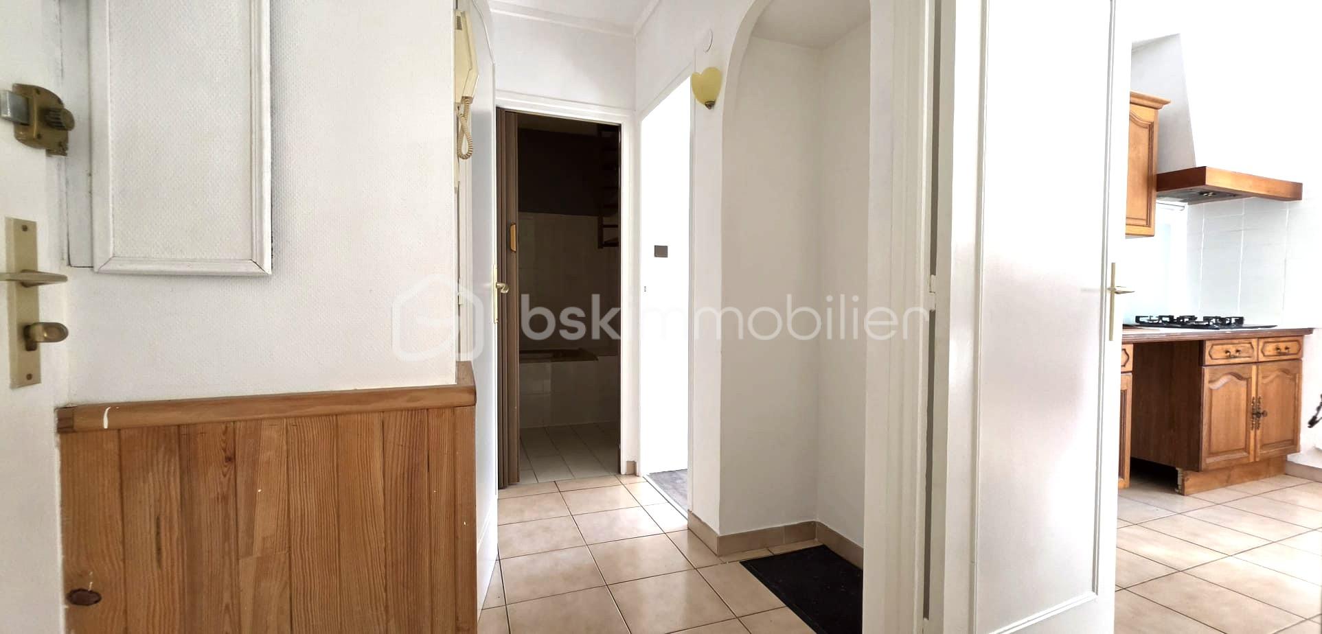 COULOIR VUE CUISINE.jpeg