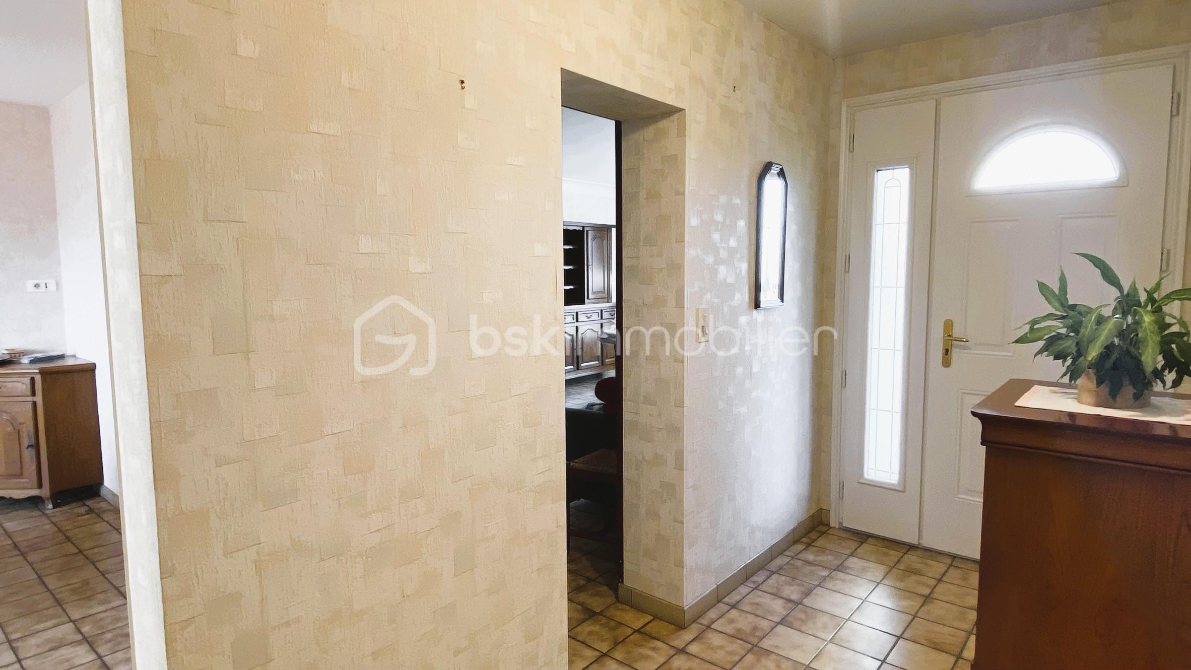 Maison de 106,45 m² - entree.JPEG