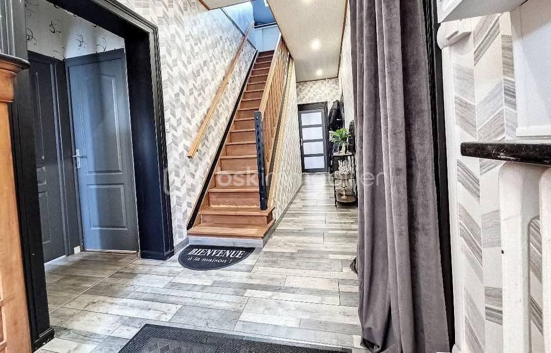 Maison de ville de 215 m² - FB_IMG_1758991939723.jpg