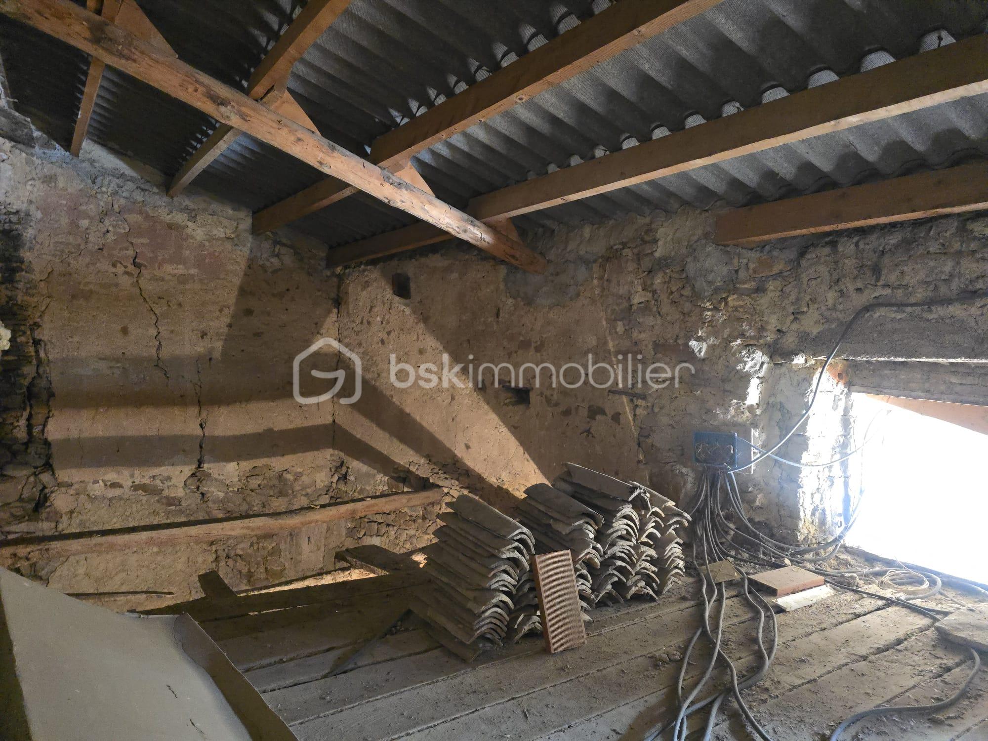 Maison en pierre de 78 m² - IMG-20251028-WA0019.jpg