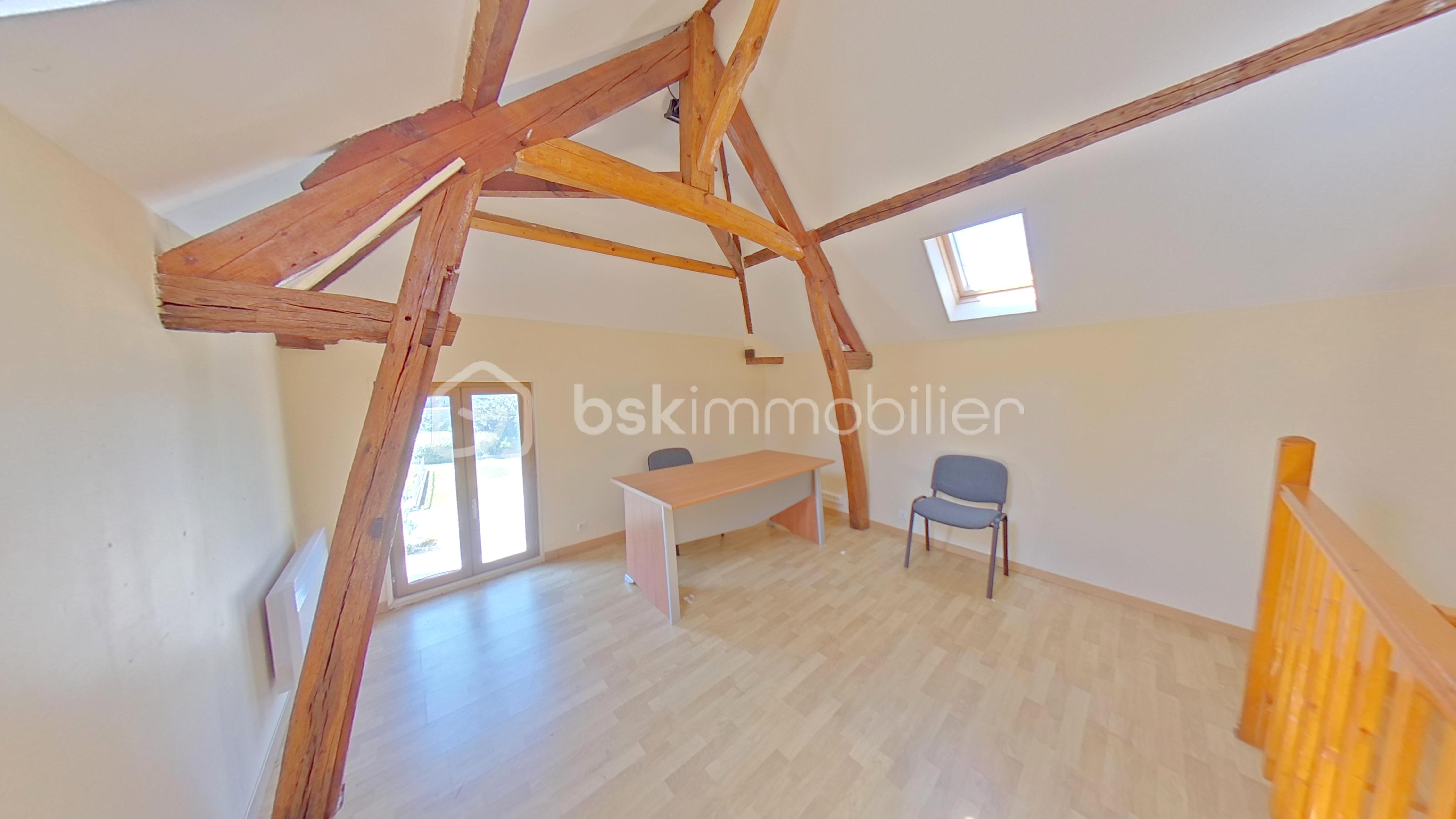 Immeuble mixte de 220 m² - screenshot_1352_1753427184.jpg