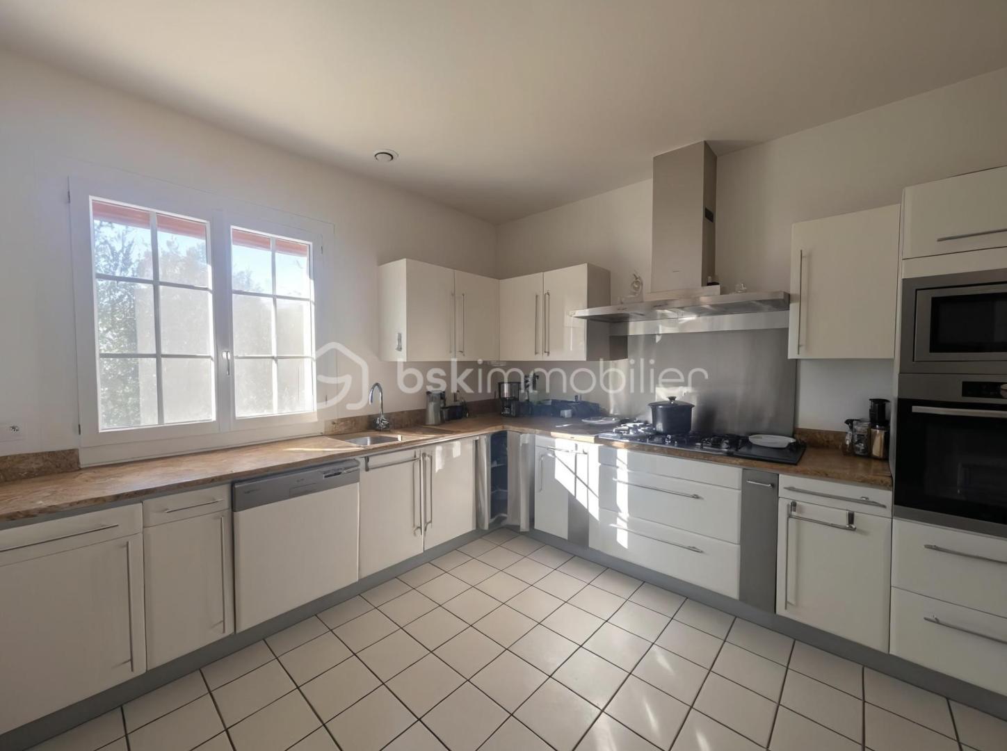 Maison de 167 m² - 5 Cuisine.jpg