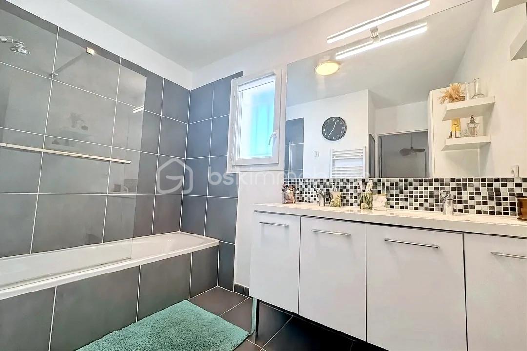 Villa de 90 m² - hoqi-a4a5d3d8304a42e4a88b9d90d68c4900.JPG