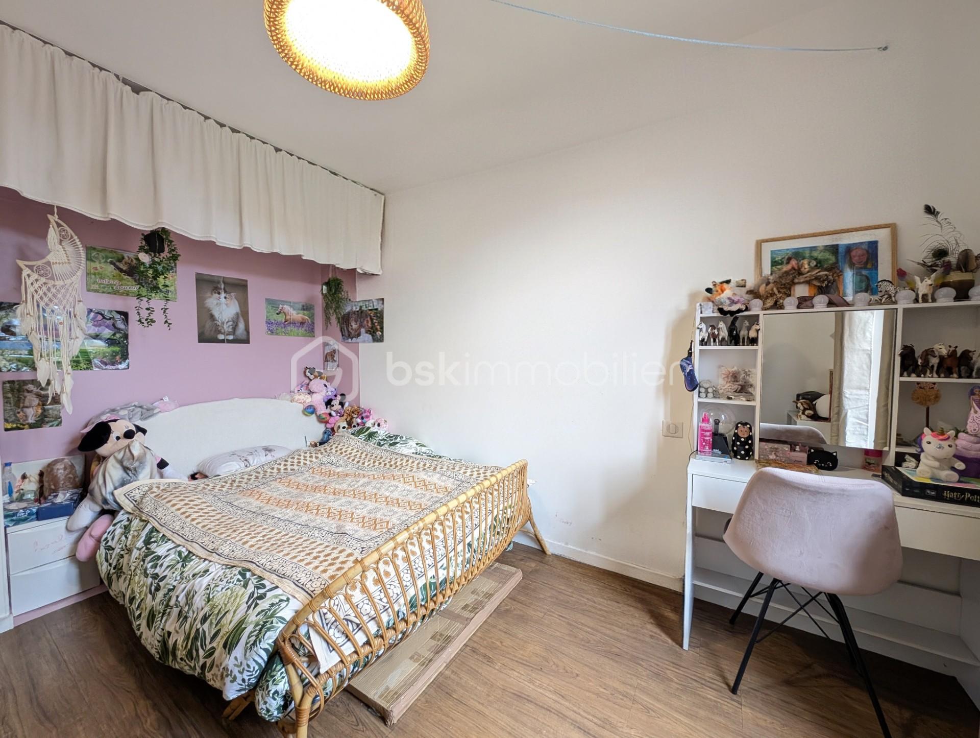 Pavillon de 80 m² - e680e4a3-3671-44aa-a892-5d030c186d87.jpg