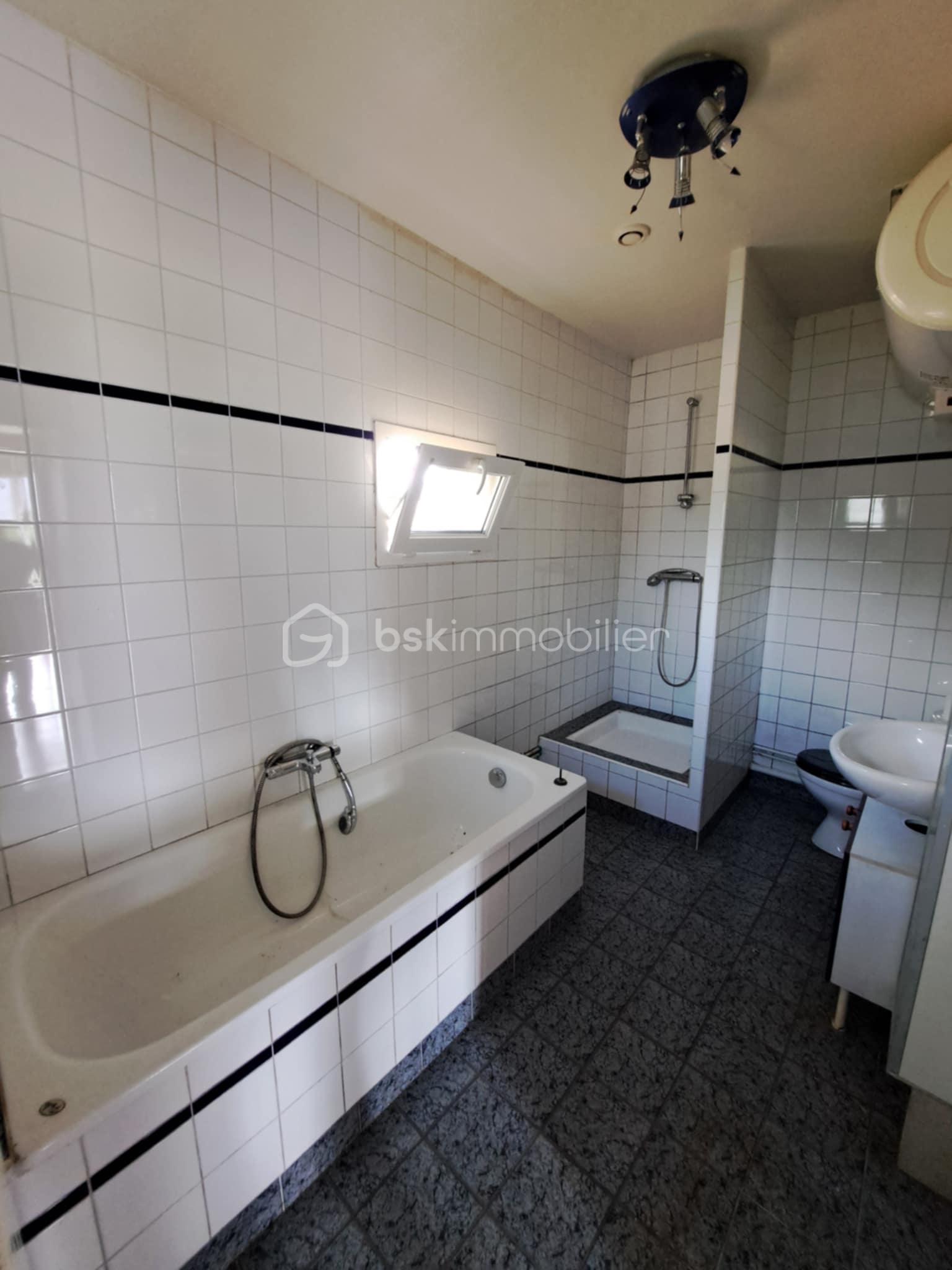 Maison longere de 101 m² - 609fd025-801a-4f2f-8a38-470ec2b41d0e.jfif