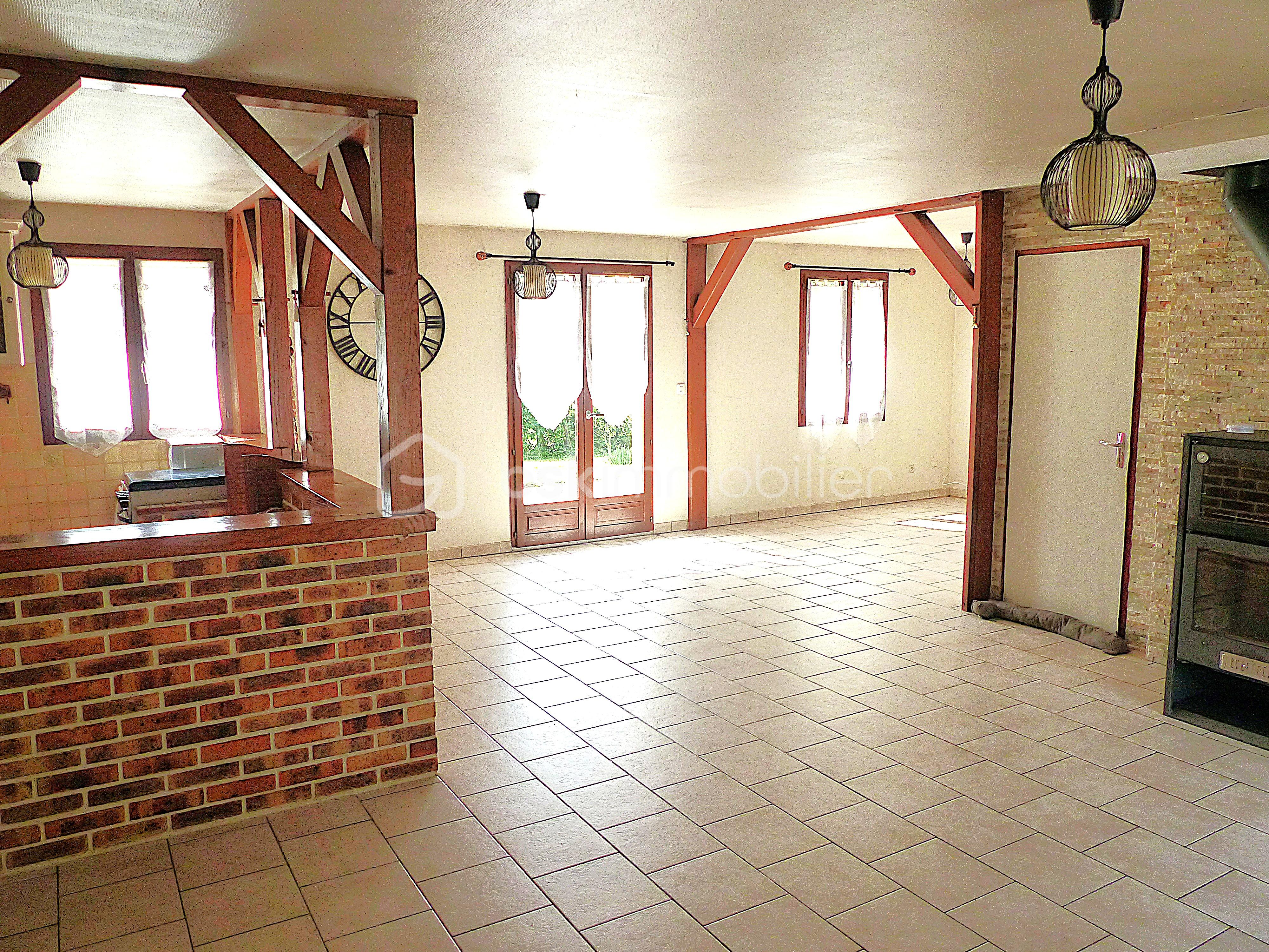 Propriete de 131 m² - Pièce de Vie.JPG