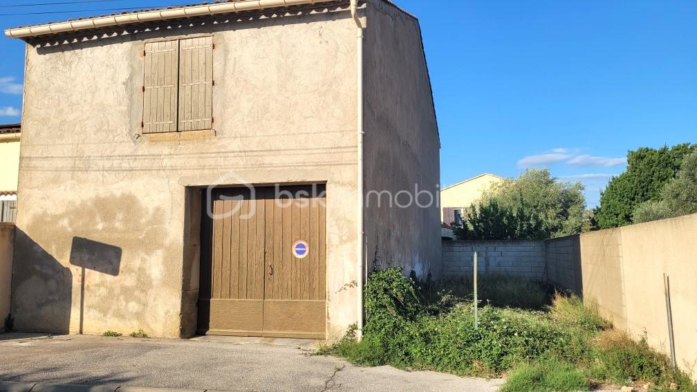 Immeuble de 72 m² - REMISE2.jpg