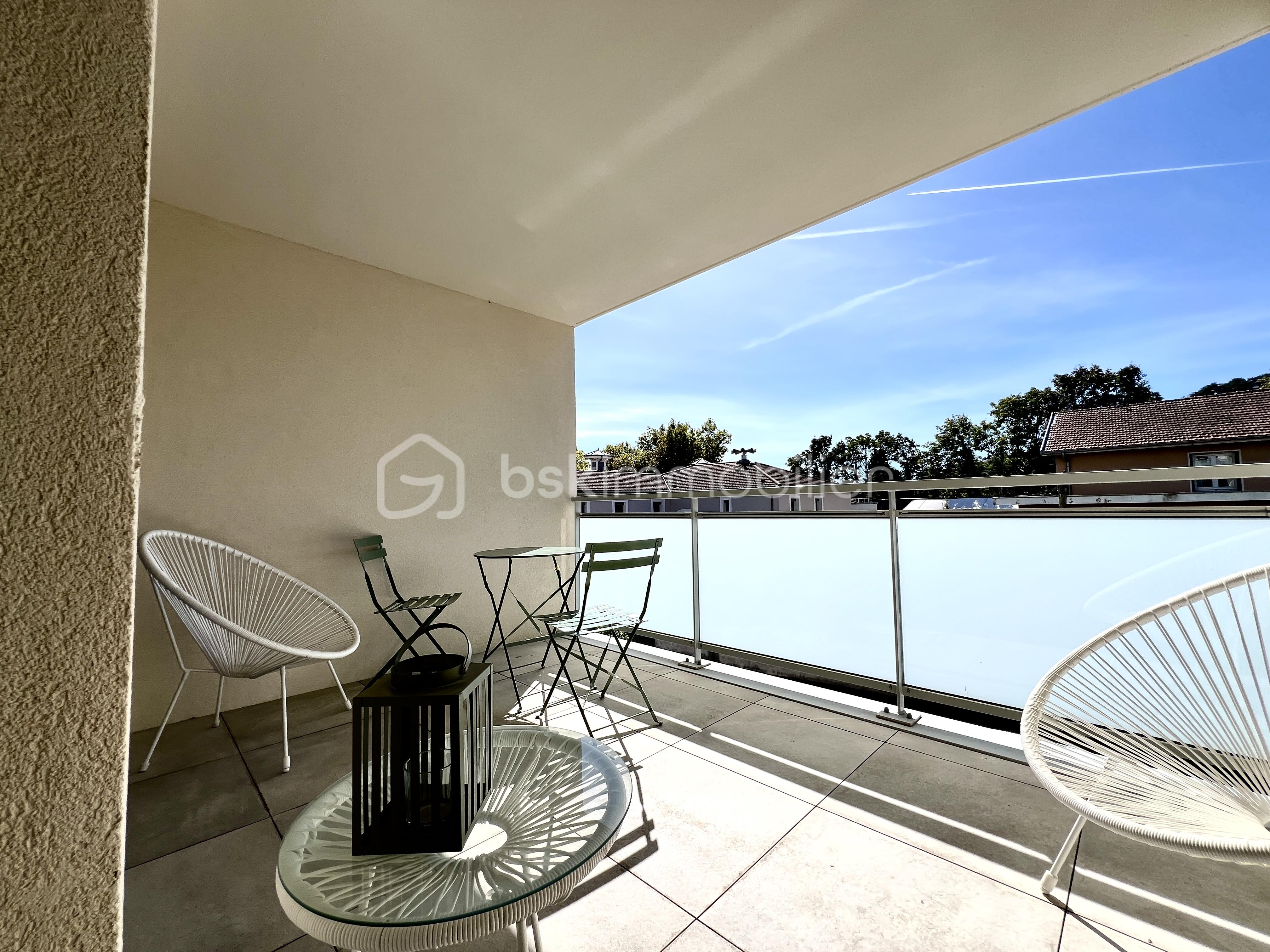 Appartement de 83,98 m² - terrase.corinne.fischer.crepieux.jpg