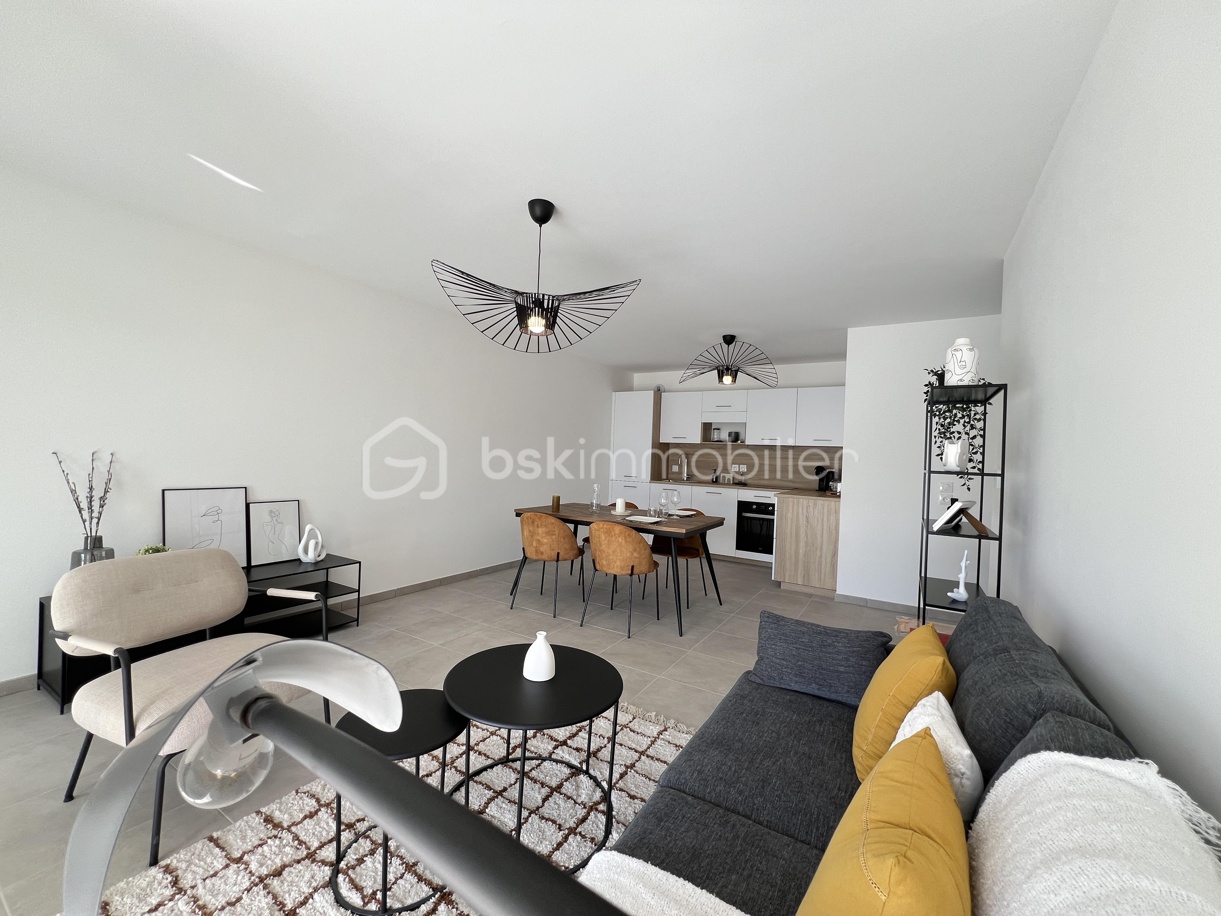 Appartement de 83,98 m² - sejour.corinnefischer.crepieux.jpg