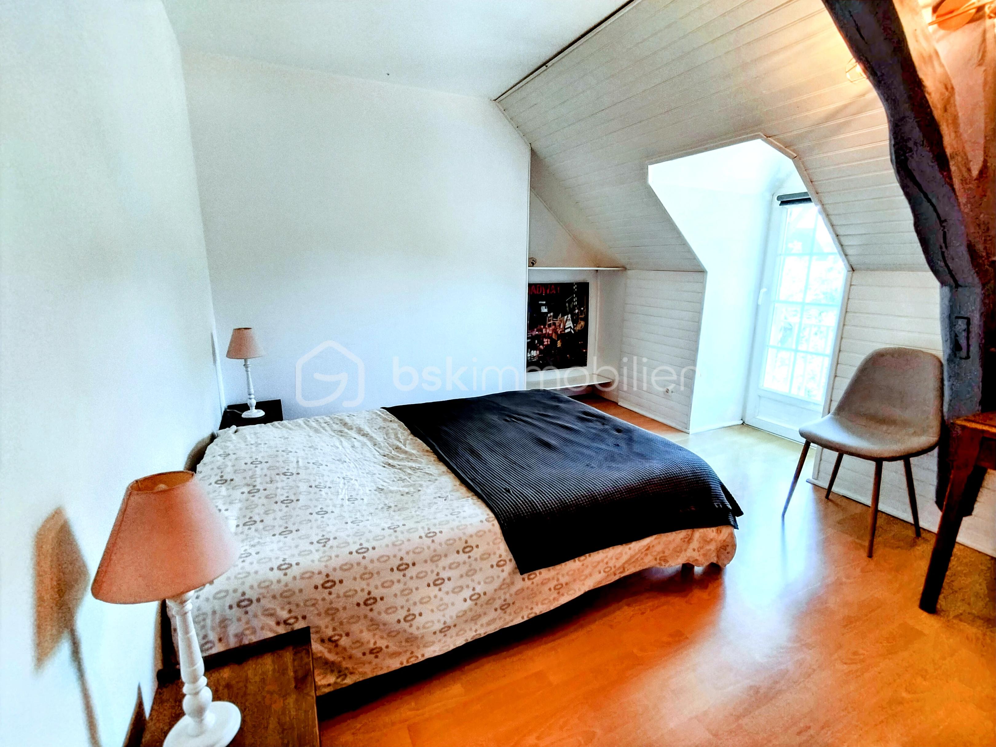 Maison en pierre de 152,13 m² - 076887bb-d851-46a7-8fcc-b601bf390bbf.jpg