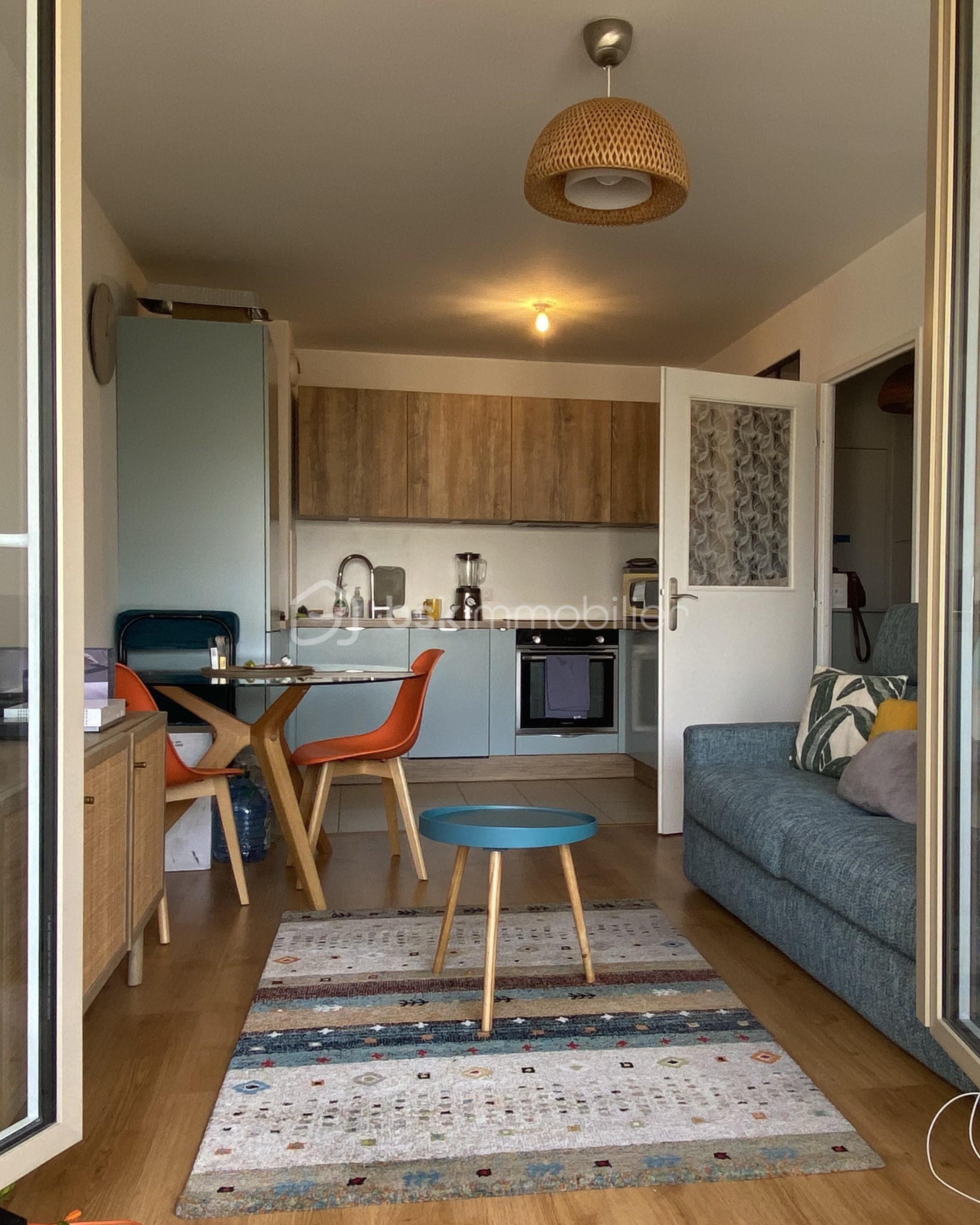 Séjour cuisine depuis loggia - Copie.jpg