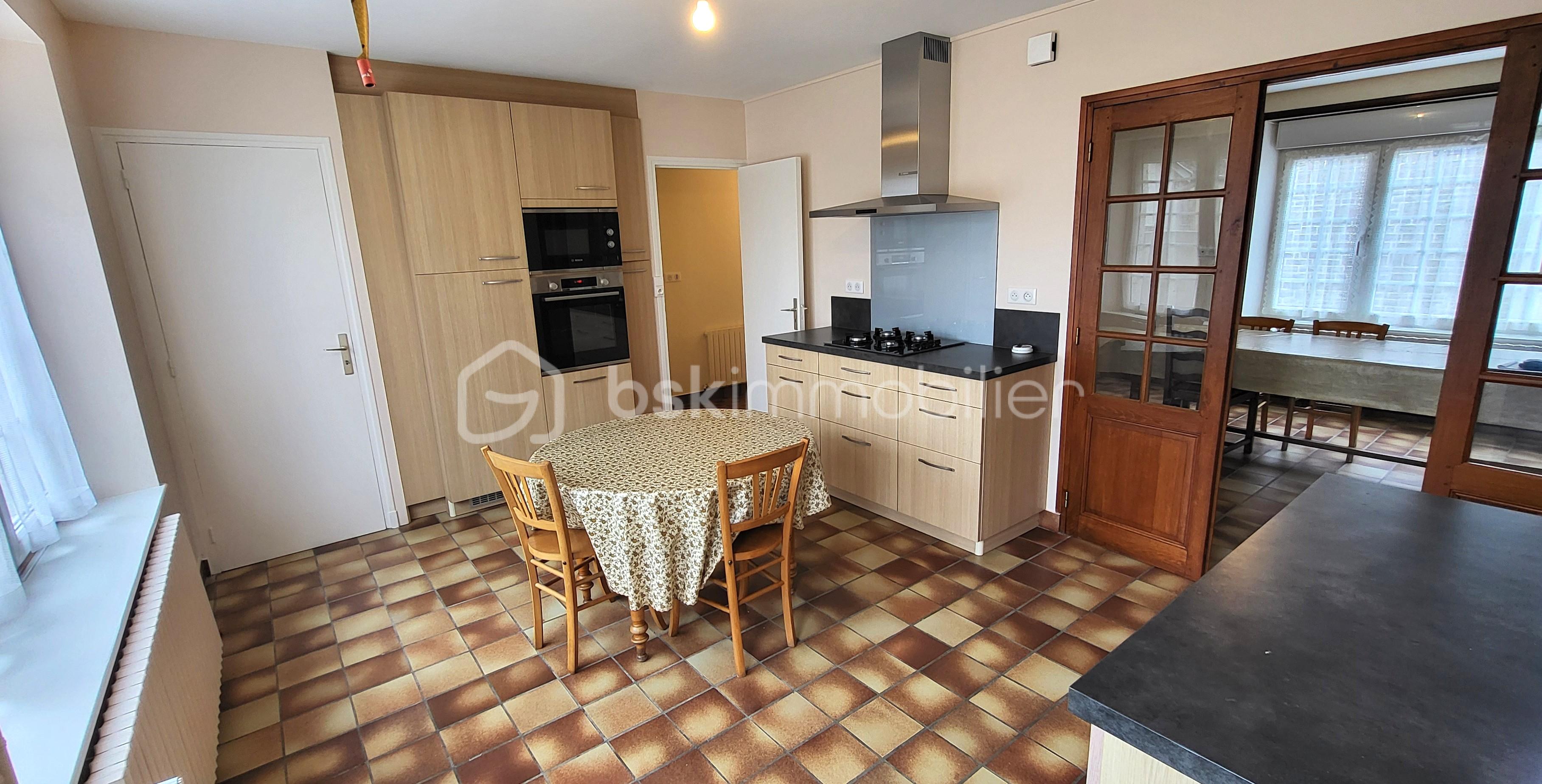 Maison de village de 92 m² - G rue froide cuisine 2 vers salle ple.jpg