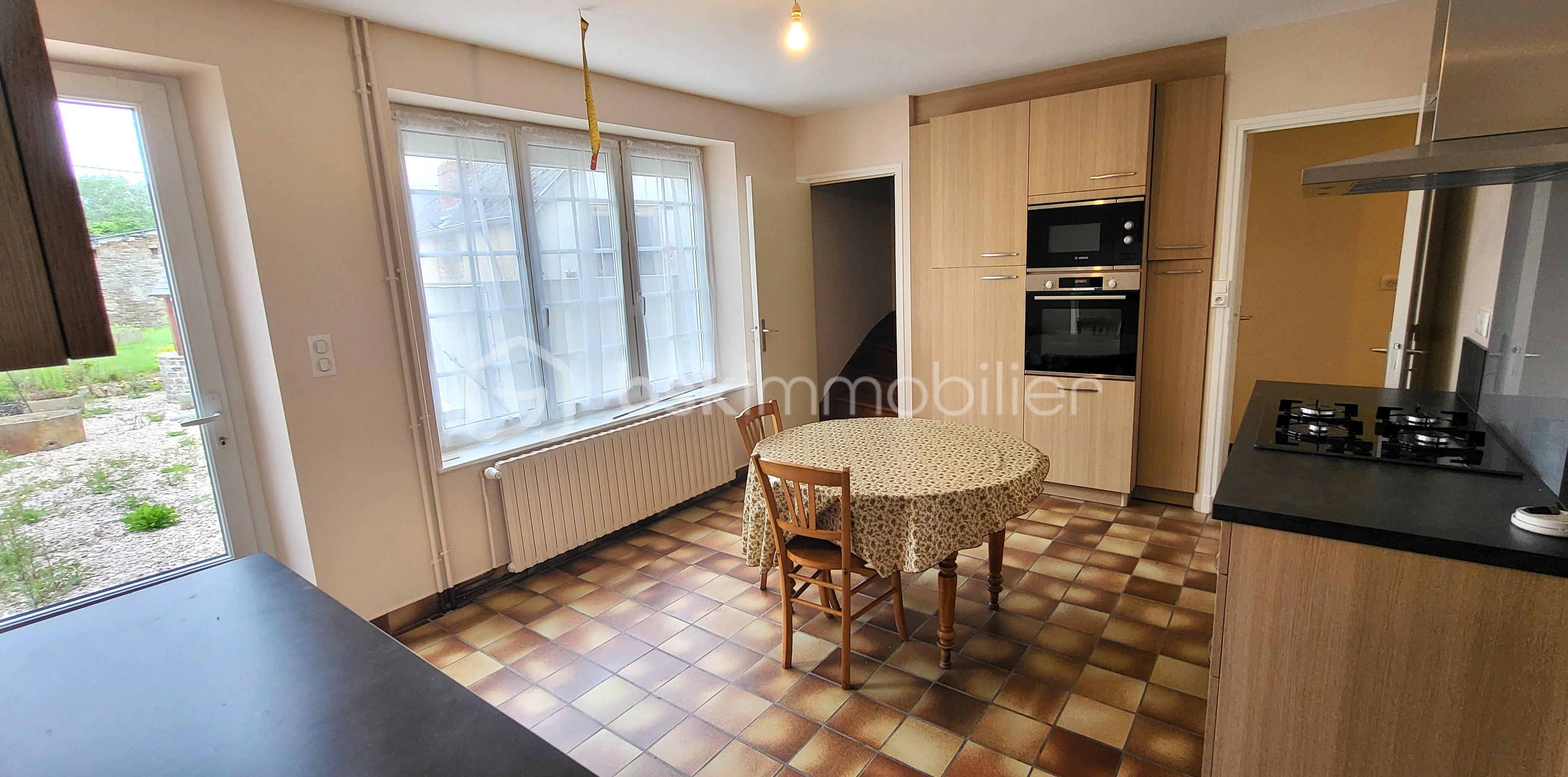 Maison de village de 92 m² - G rue froide cuisine 2 vers escalier.jpg