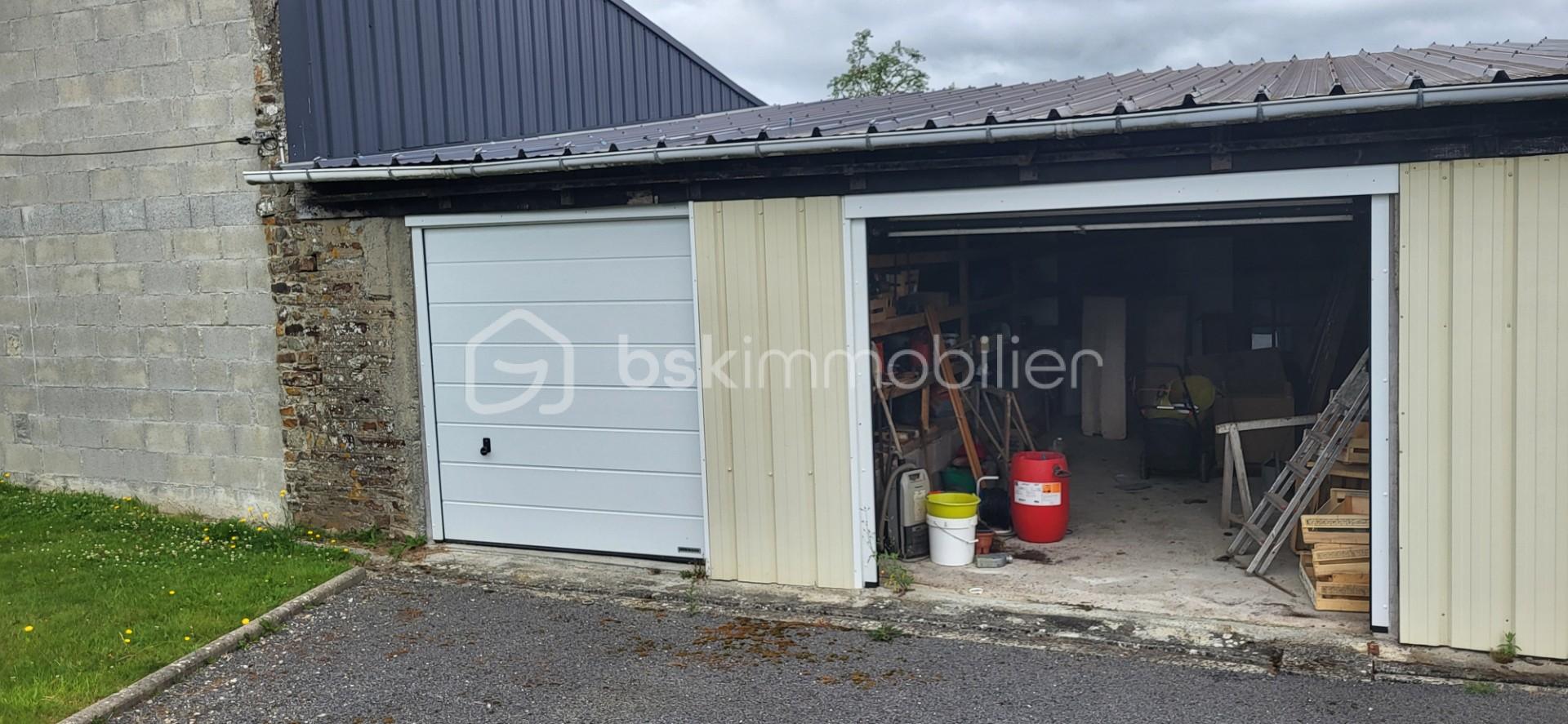 Maison de village de 92 m² - G rue froide garage.jpg