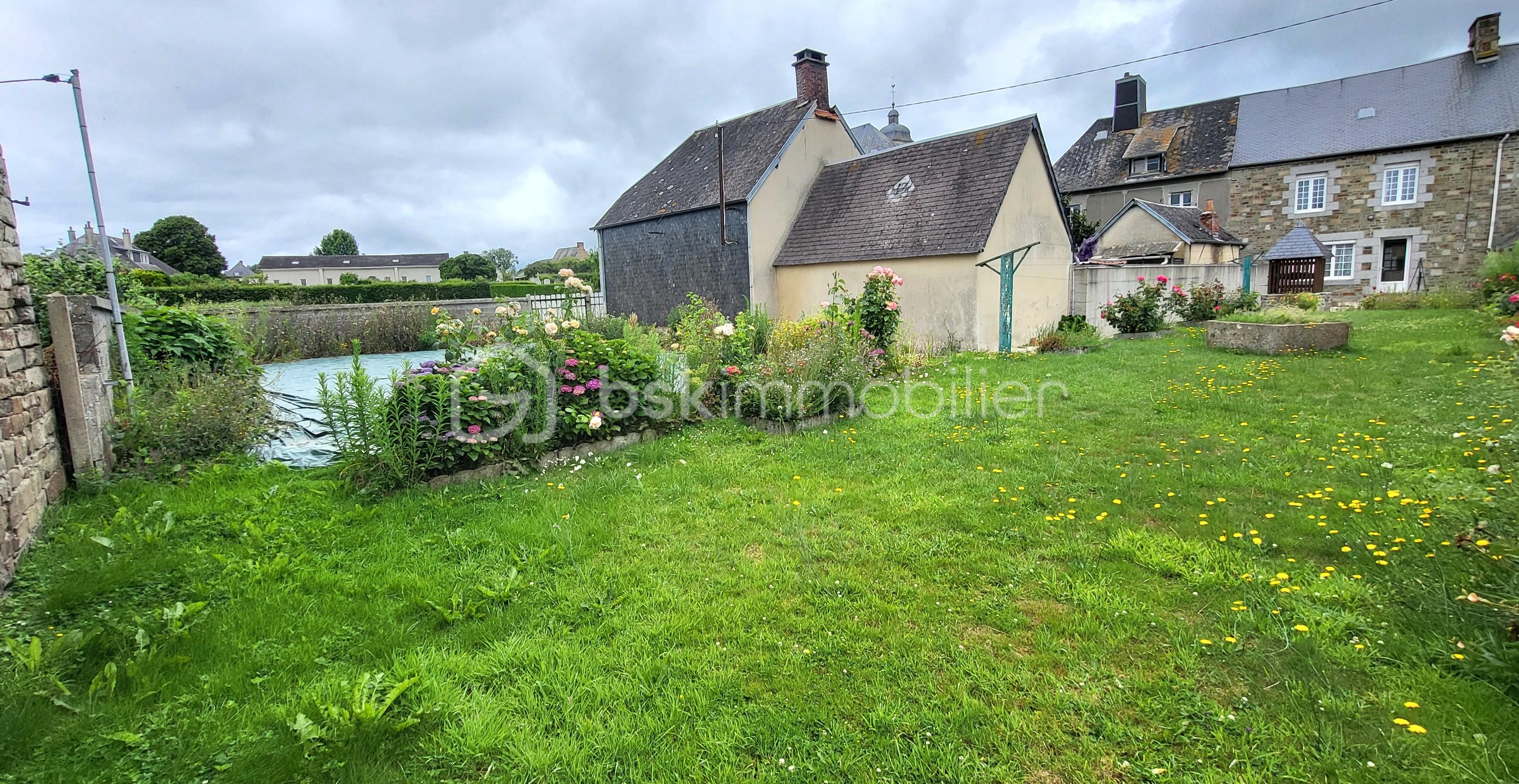 Maison de village de 92 m² - G rue froide jardin 1.jpg