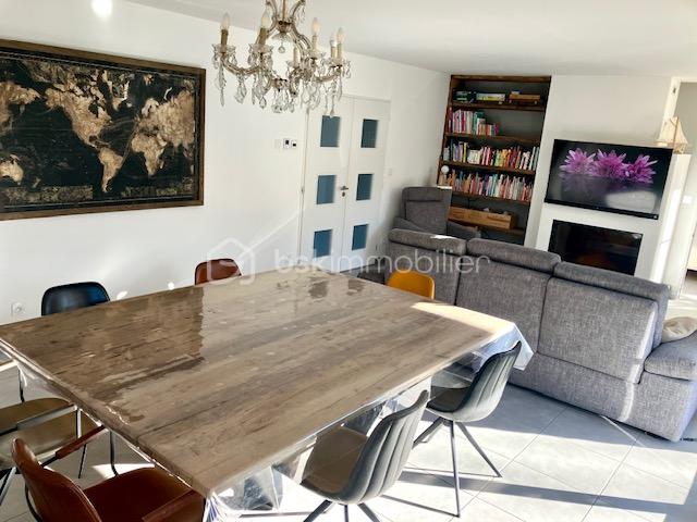 Maison de 199 m² - mieze séjour du bar.jpg