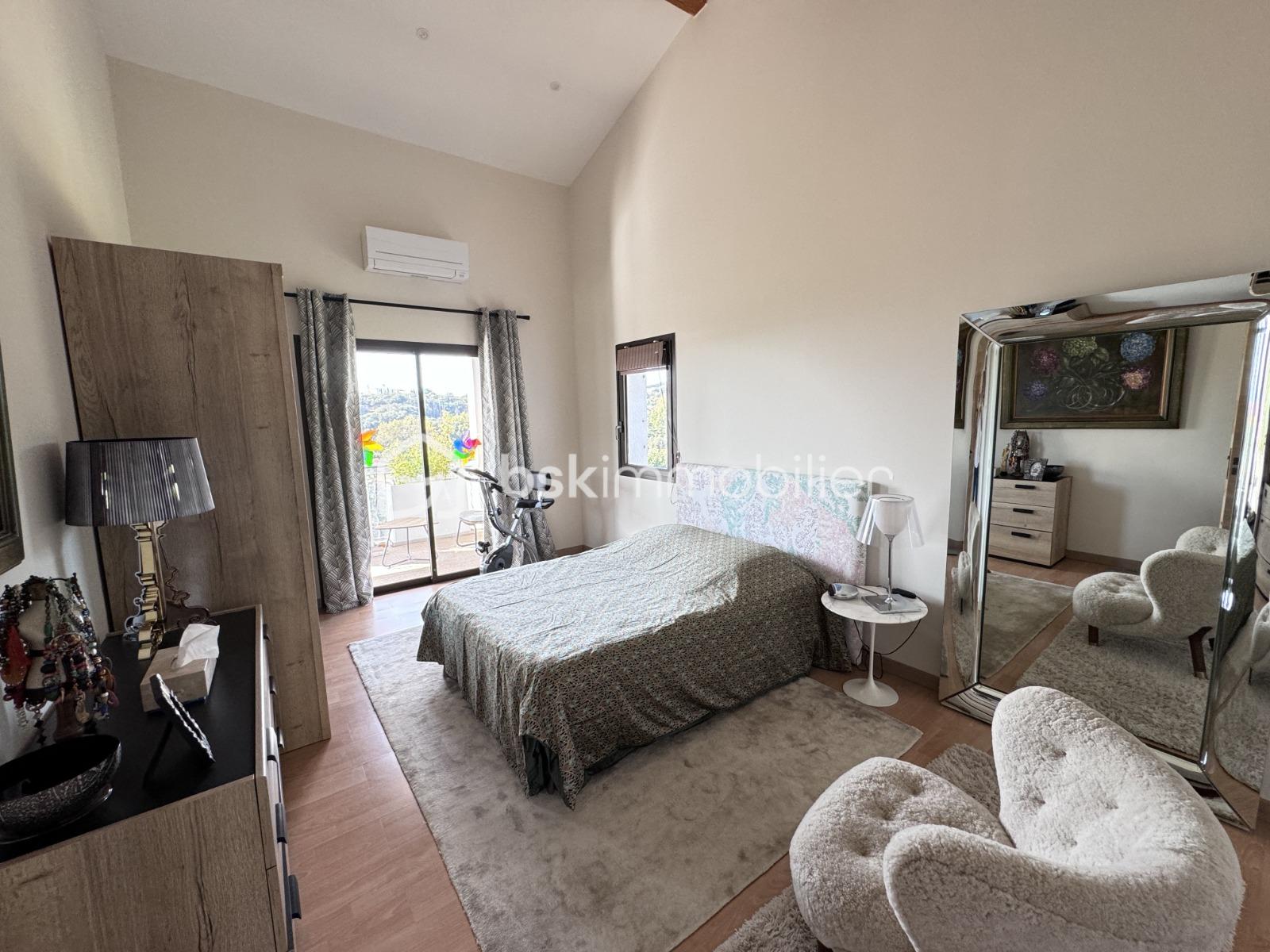 PHOTO-2024-12-15-10-48-10 (1).jpg