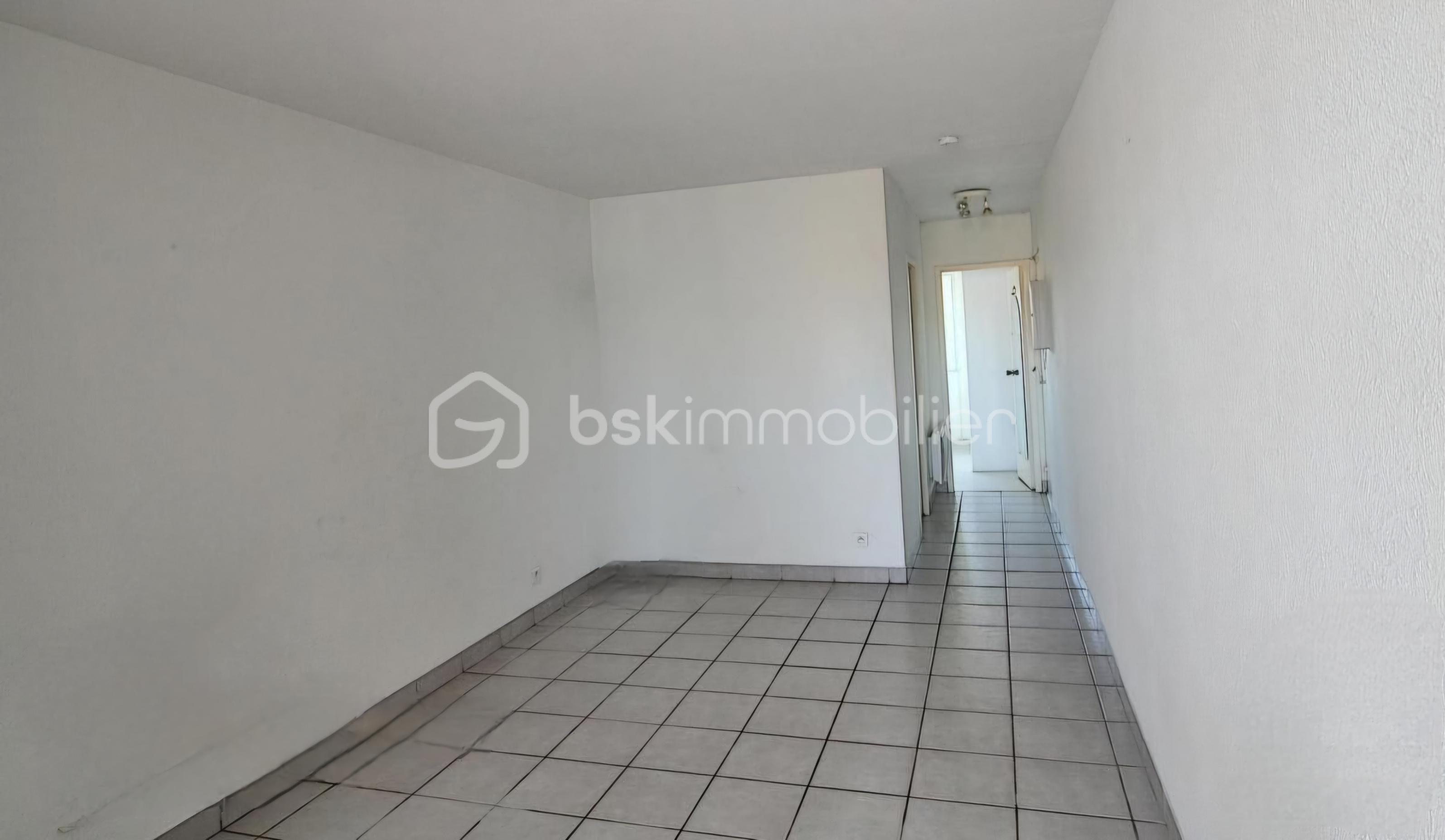 Appartement de 90 m² - HALL 3.jpg