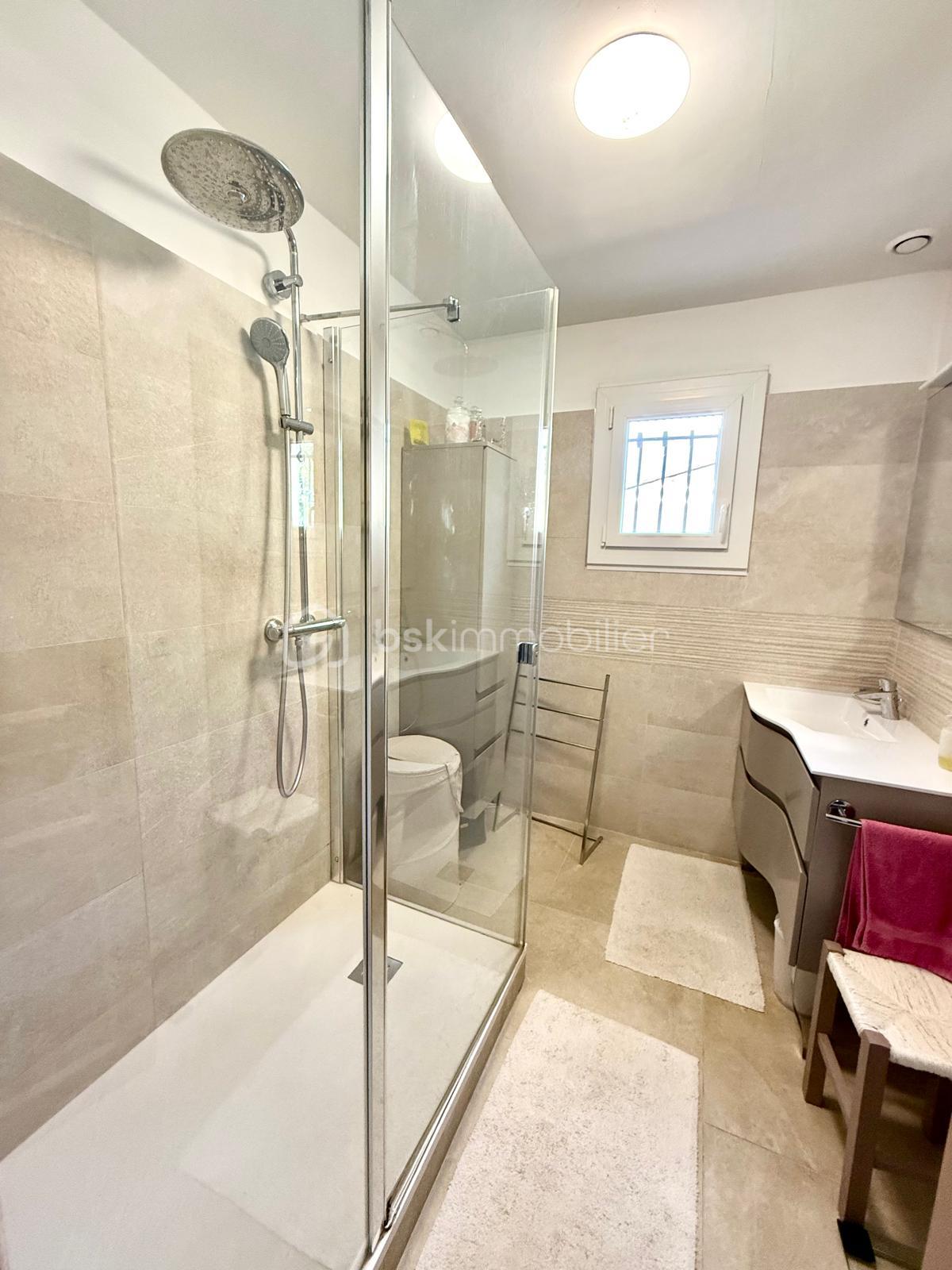 Maison contemporaine de 117 m² - WhatsApp Image 2025-07-31 à 10.18.39_22e639ac.jpg