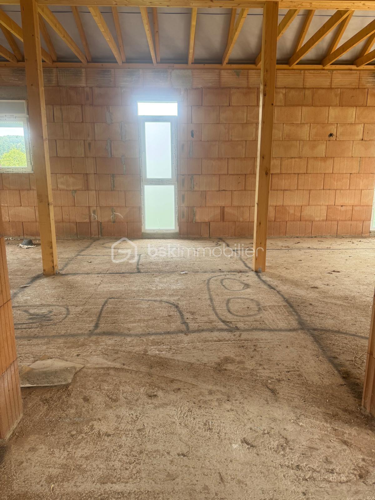Immeuble de 382 m² - WhatsApp Image 2025-10-08 at 18.55.02 (1).jpeg