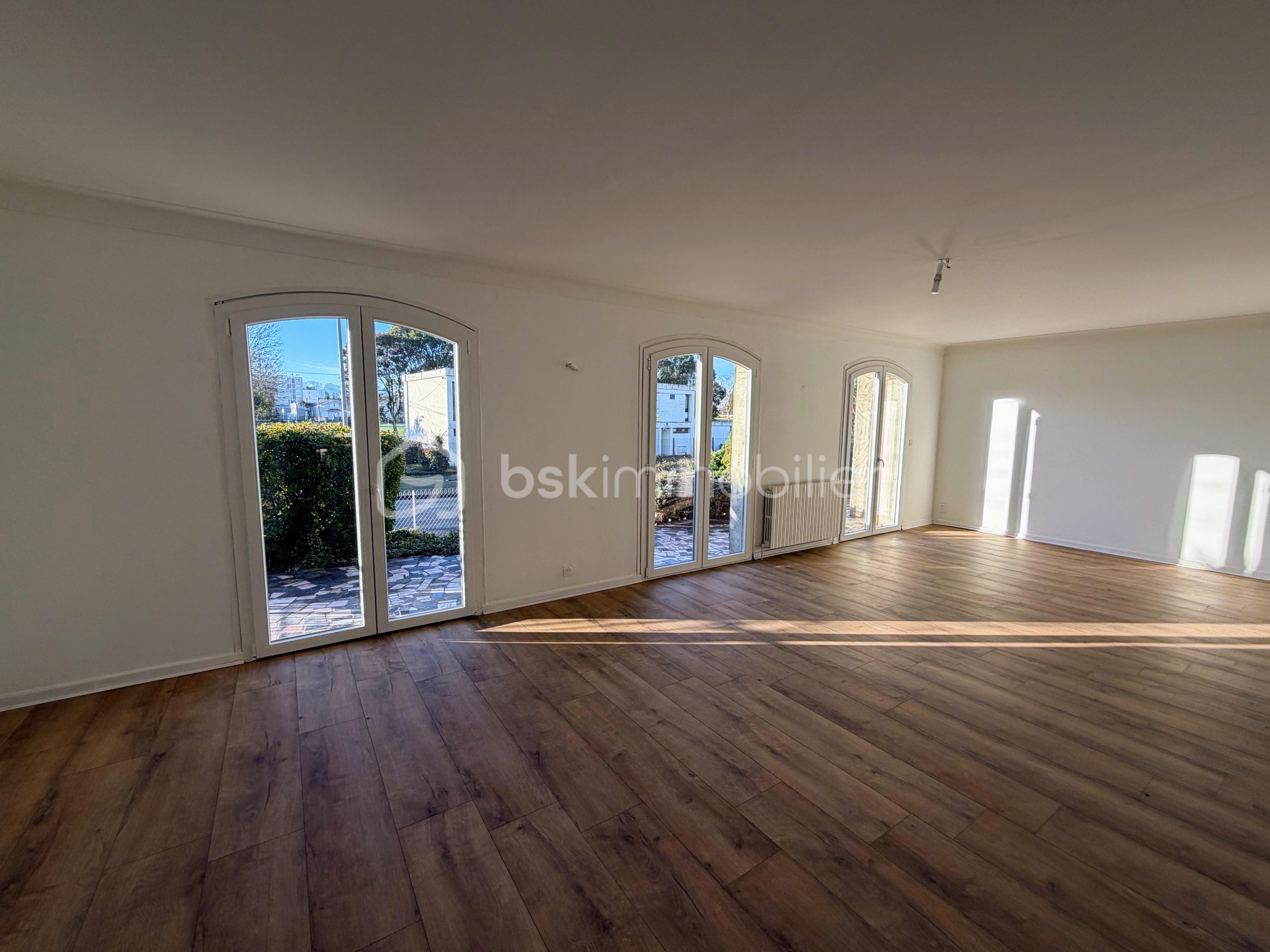 Maison de ville de 157,20 m² - AF19F162-07BD-4BD6-B1C3-B0C7C3A5323D.JPG