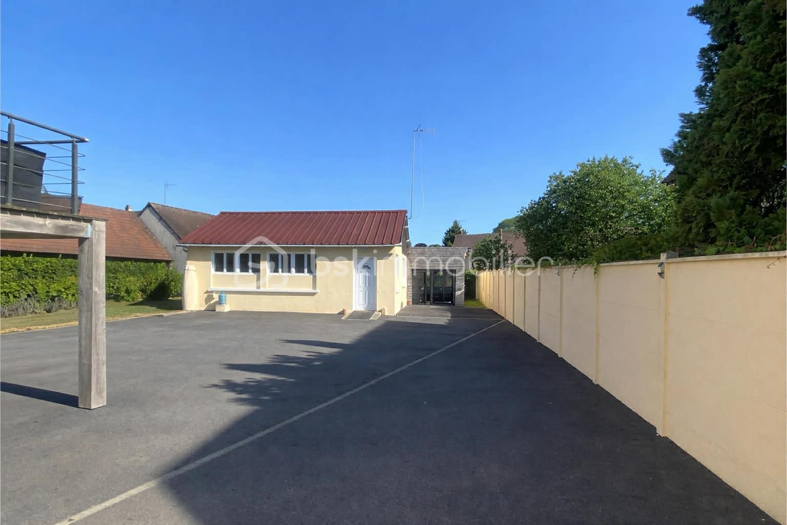 Maison de ville de 145 m² - 837159a4-9e43-4948-b8a0-c76d0ce91139.jfif