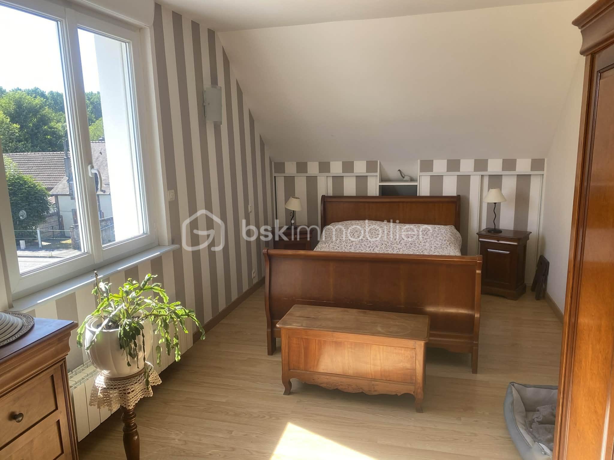 Maison de ville de 145 m² - feb04b03-f771-43b3-9857-3e93c4495451.jfif