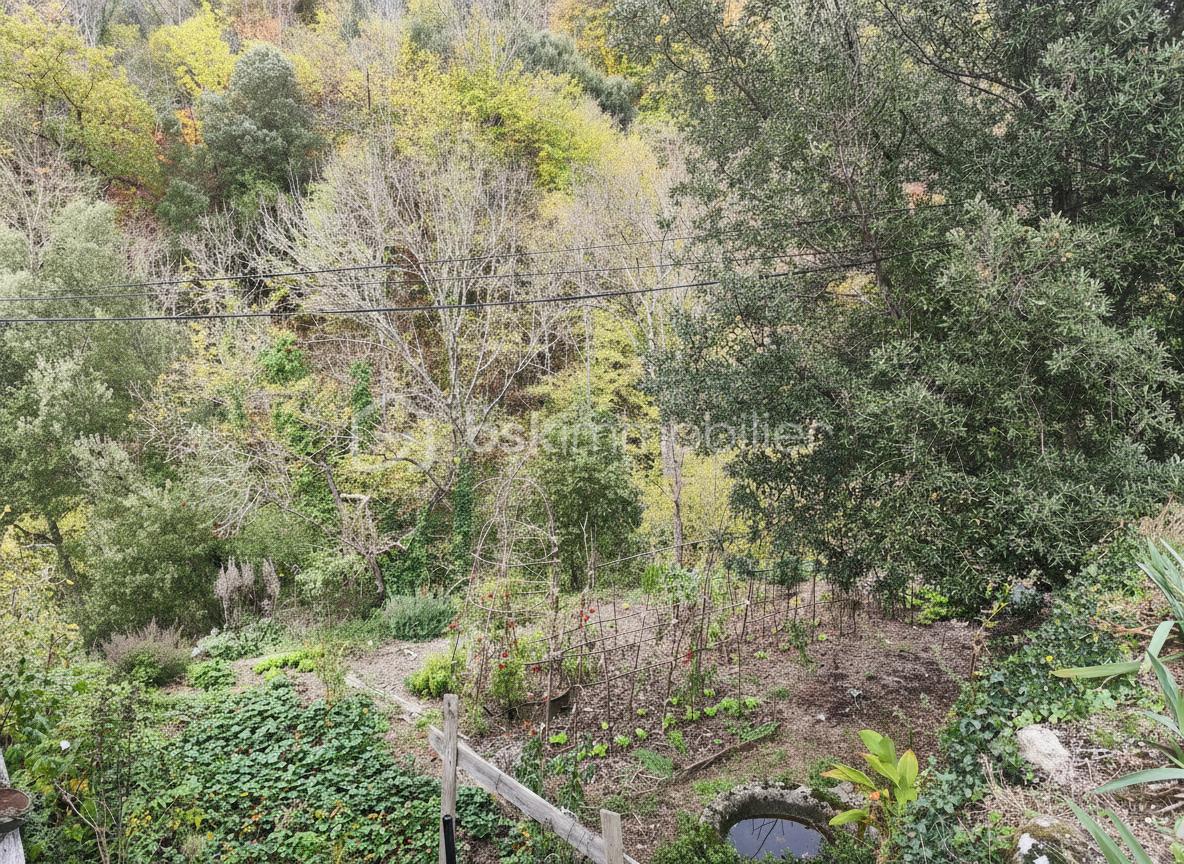 Maison ancienne de 120 m² - generated_2025-11-11T12_12_25.045.jpg