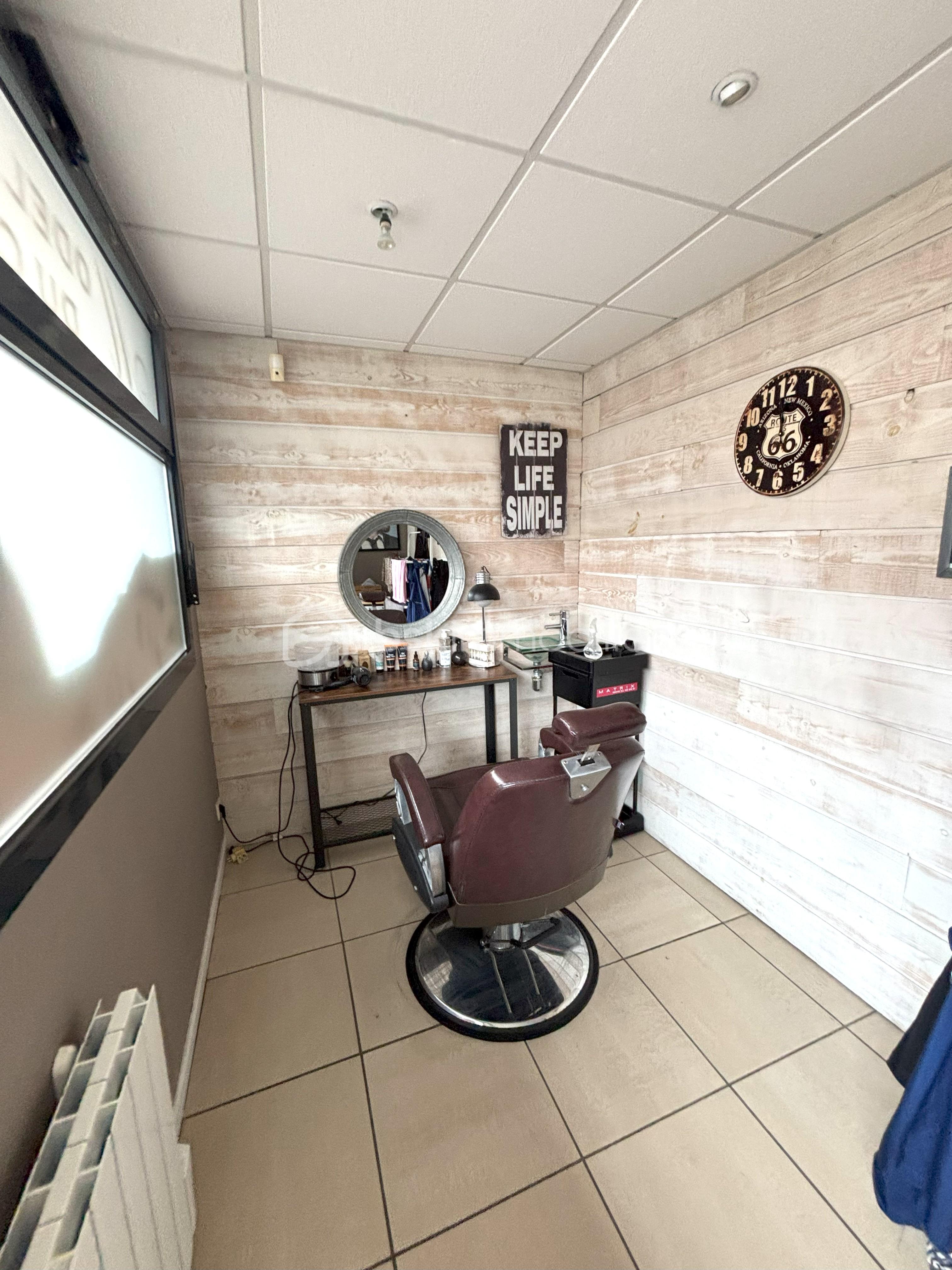 Local commercial de 78 m² - IMG_8182[1].jpg
